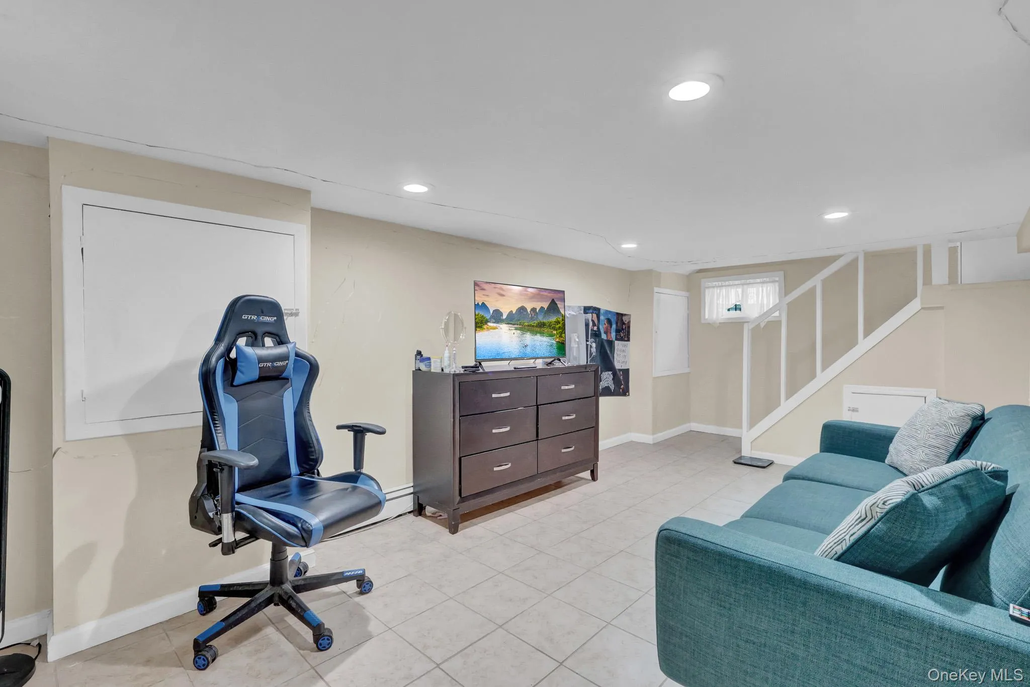 44 Brooks Avenue, Hempstead, NY, 2 Bedrooms Bedrooms, 5 Rooms Rooms,1 BathroomBathrooms,Residential,For Rent,Brooks,0,1061508 44 Brooks Avenue, Hempstead, NY, 2 Bedrooms Bedrooms, 5 Rooms Rooms,1 BathroomBathrooms,Residential,For Rent,Brooks,0,1061508