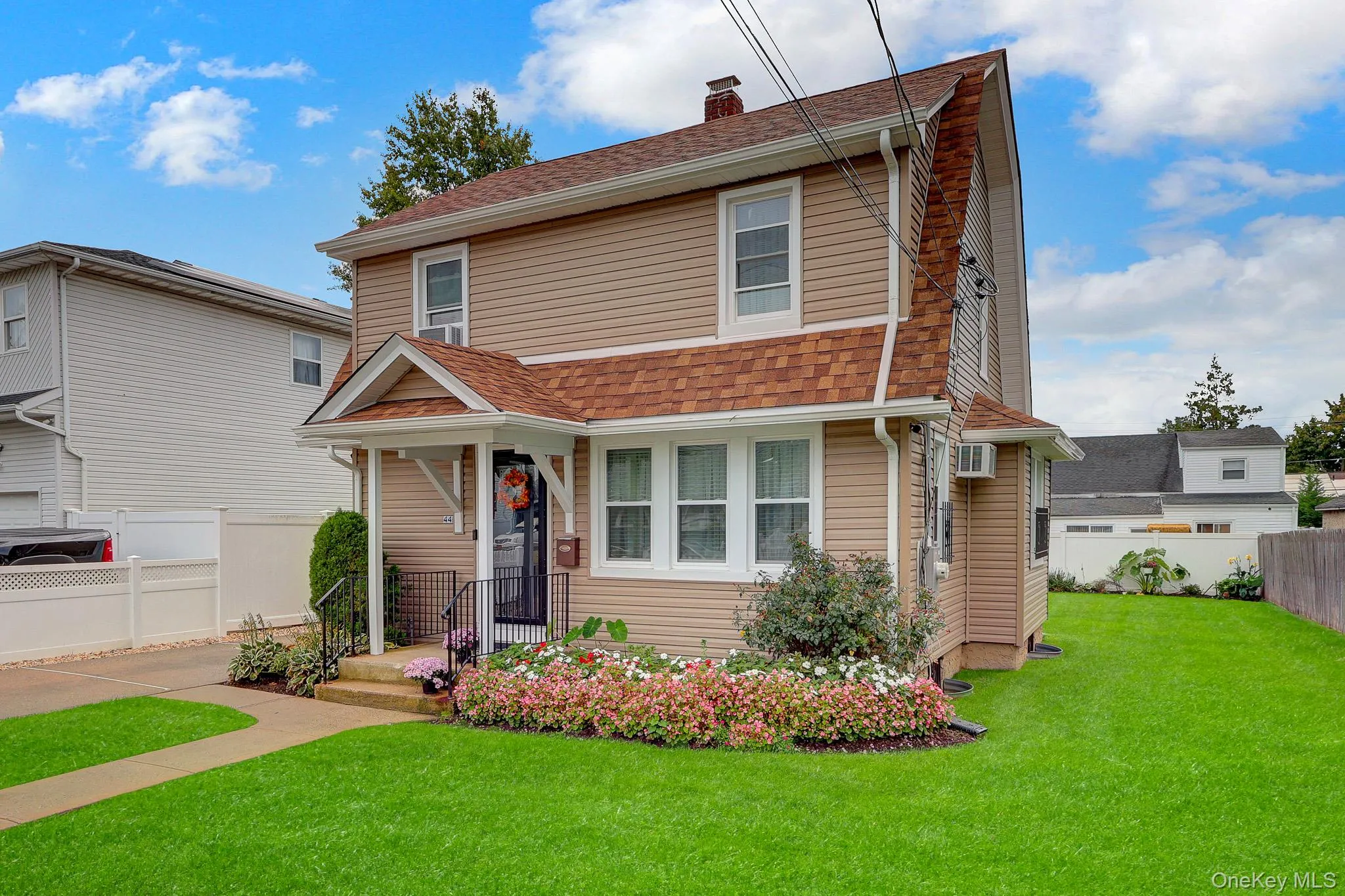 44 Brooks Avenue, Hempstead, NY, 2 Bedrooms Bedrooms, 5 Rooms Rooms,1 BathroomBathrooms,Residential,For Rent,Brooks,0,1061508 44 Brooks Avenue, Hempstead, NY, 2 Bedrooms Bedrooms, 5 Rooms Rooms,1 BathroomBathrooms,Residential,For Rent,Brooks,0,1061508
