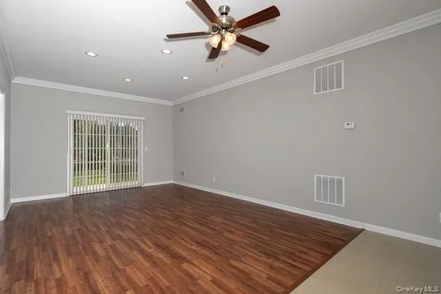 39 Oak Ridge, Brookhaven, NY, 2 Bedroom Bedrooms, 6 Room Rooms,2 BathroomBathrooms,Residential Lease,For Rent,Oak Ridge,0,1061518 39 Oak Ridge, Brookhaven, NY, 2 Bedroom Bedrooms, 6 Room Rooms,2 BathroomBathrooms,Residential Lease,For Rent,Oak Ridge,0,1061518