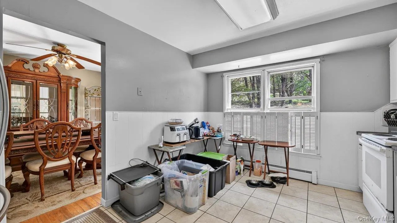 5 Regelski Drive, Warwick (town), NY, 3 Bedrooms Bedrooms, 8 Rooms Rooms,2 BathroomsBathrooms,Residential Lease,For Rent,Regelski,0,1061525 5 Regelski Drive, Warwick (town), NY, 3 Bedrooms Bedrooms, 8 Rooms Rooms,2 BathroomsBathrooms,Residential Lease,For Rent,Regelski,0,1061525