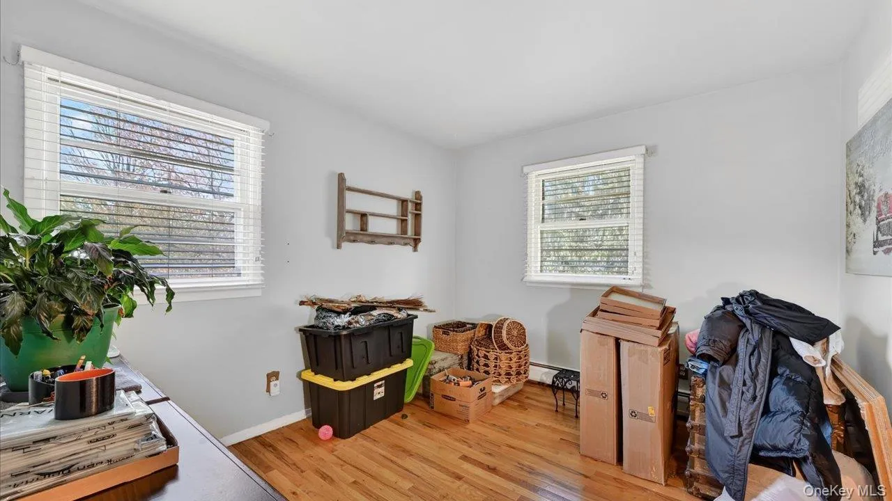 5 Regelski Drive, Warwick (town), NY, 3 Bedrooms Bedrooms, 8 Rooms Rooms,2 BathroomsBathrooms,Residential Lease,For Rent,Regelski,0,1061525 5 Regelski Drive, Warwick (town), NY, 3 Bedrooms Bedrooms, 8 Rooms Rooms,2 BathroomsBathrooms,Residential Lease,For Rent,Regelski,0,1061525