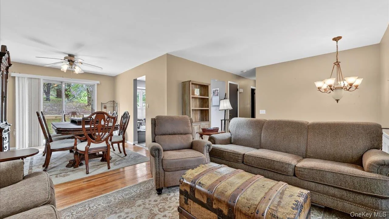 5 Regelski Drive, Warwick (town), NY, 3 Bedrooms Bedrooms, 8 Rooms Rooms,2 BathroomsBathrooms,Residential Lease,For Rent,Regelski,0,1061525 5 Regelski Drive, Warwick (town), NY, 3 Bedrooms Bedrooms, 8 Rooms Rooms,2 BathroomsBathrooms,Residential Lease,For Rent,Regelski,0,1061525