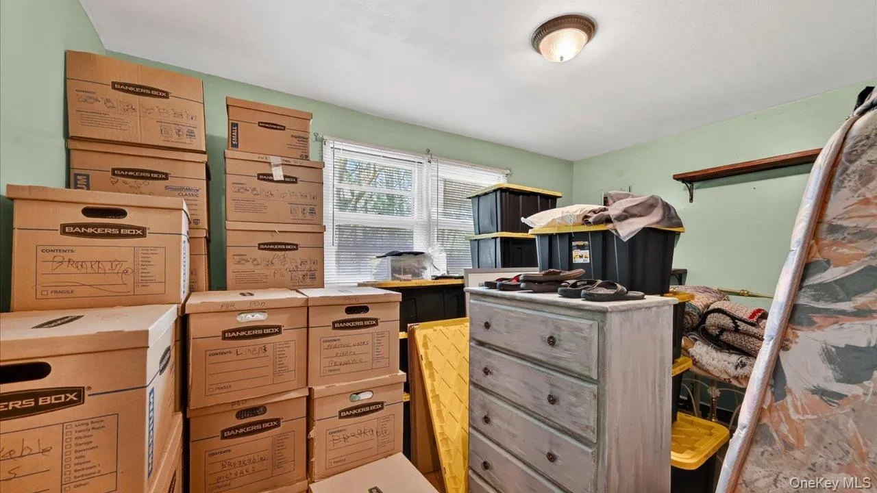 5 Regelski Drive, Warwick (town), NY, 3 Bedrooms Bedrooms, 8 Rooms Rooms,2 BathroomsBathrooms,Residential Lease,For Rent,Regelski,0,1061525 5 Regelski Drive, Warwick (town), NY, 3 Bedrooms Bedrooms, 8 Rooms Rooms,2 BathroomsBathrooms,Residential Lease,For Rent,Regelski,0,1061525