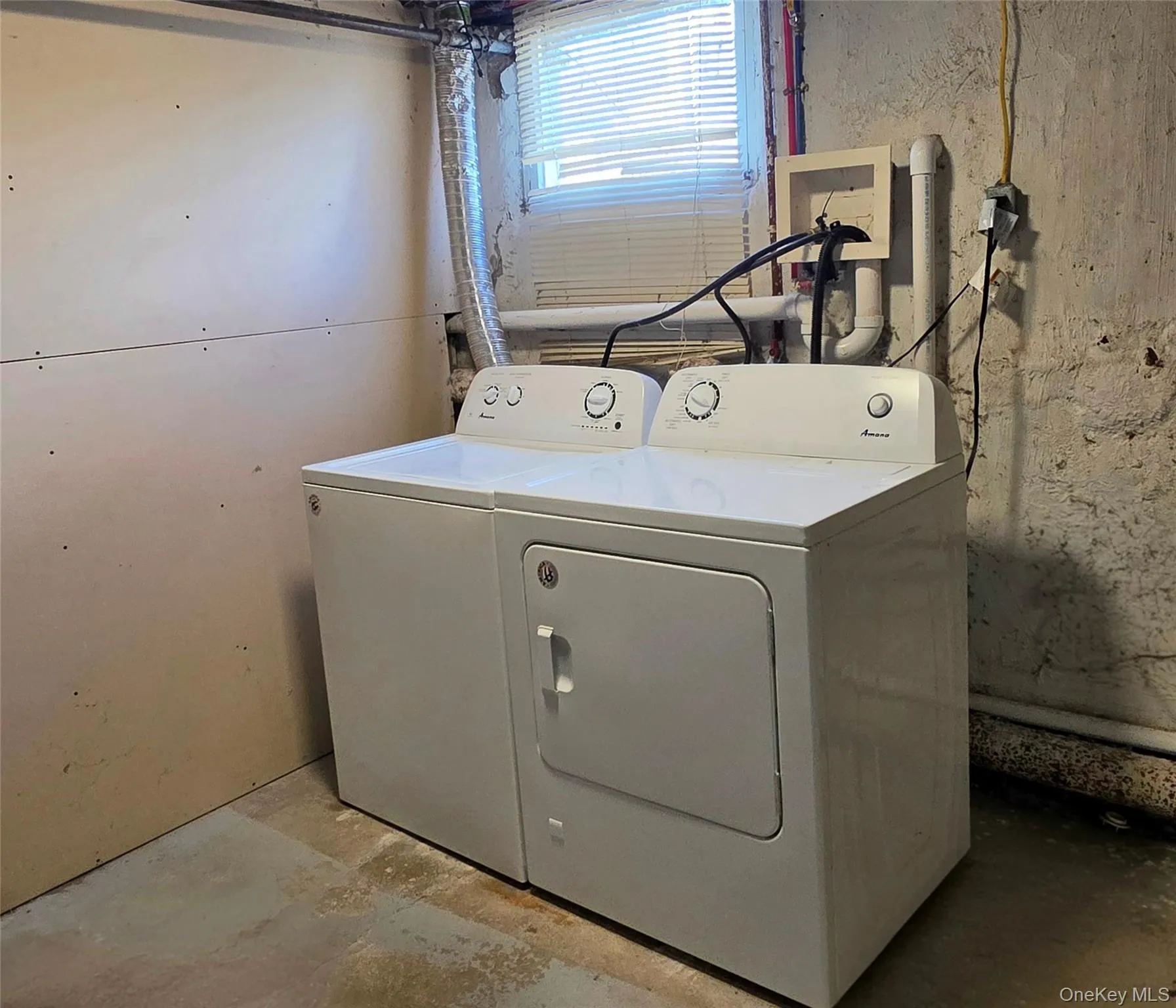 203 Main Street, Hempstead, NY, 3 Bedroom Bedrooms, 6 Room Rooms,1 BathroomBathrooms,Residential Lease,For Rent,Main,0,1061536 203 Main Street, Hempstead, NY, 3 Bedroom Bedrooms, 6 Room Rooms,1 BathroomBathrooms,Residential Lease,For Rent,Main,0,1061536