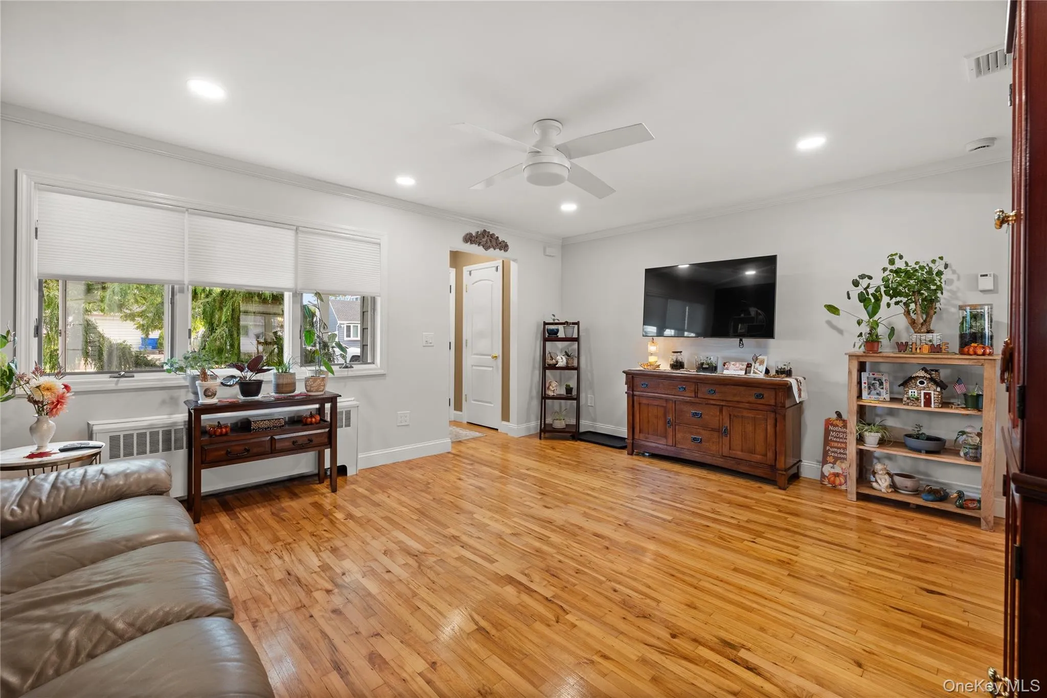 116 Massapequa Avenue, Oyster Bay, NY, 2 Bedrooms Bedrooms, 5 Rooms Rooms,1 BathroomBathrooms,Residential,For Rent,Massapequa,0,1061549 116 Massapequa Avenue, Oyster Bay, NY, 2 Bedrooms Bedrooms, 5 Rooms Rooms,1 BathroomBathrooms,Residential,For Rent,Massapequa,0,1061549