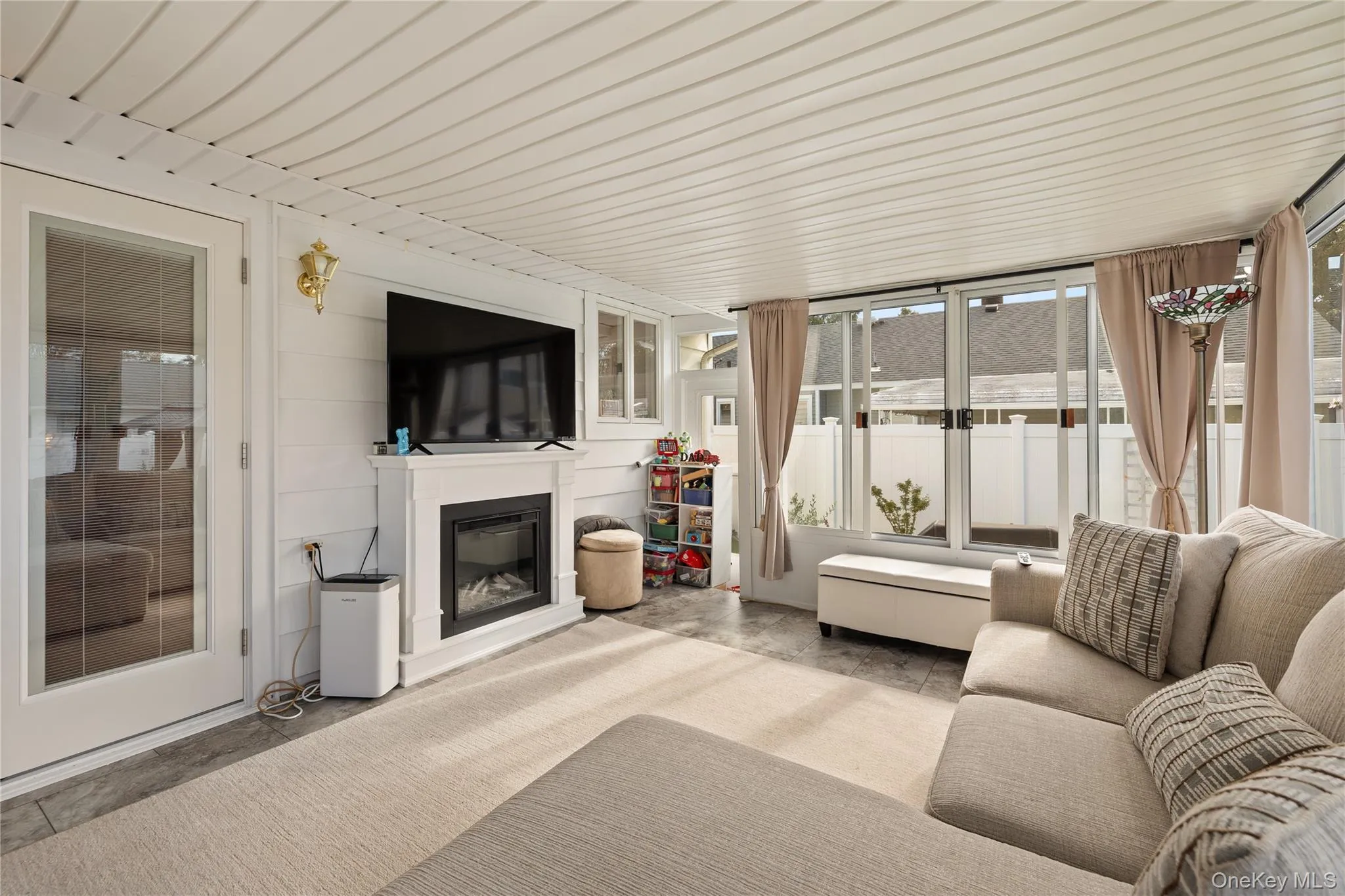 116 Massapequa Avenue, Oyster Bay, NY, 2 Bedrooms Bedrooms, 5 Rooms Rooms,1 BathroomBathrooms,Residential,For Rent,Massapequa,0,1061549 116 Massapequa Avenue, Oyster Bay, NY, 2 Bedrooms Bedrooms, 5 Rooms Rooms,1 BathroomBathrooms,Residential,For Rent,Massapequa,0,1061549