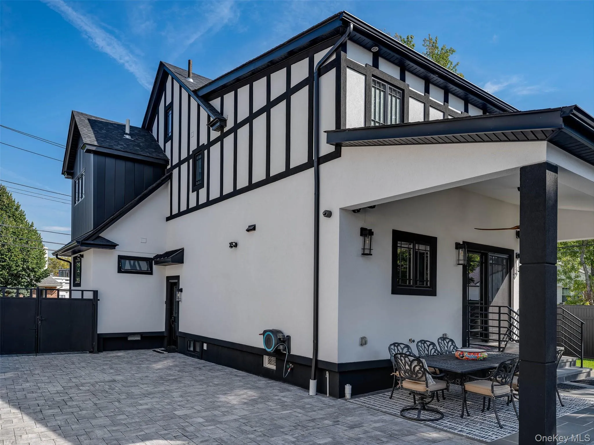 16420 Cryders Lane, New York, NY, 5 Bedrooms Bedrooms, 12 Rooms Rooms,3 BathroomsBathrooms,Residential,For Rent,Cryders,0,1061550 16420 Cryders Lane, New York, NY, 5 Bedrooms Bedrooms, 12 Rooms Rooms,3 BathroomsBathrooms,Residential,For Rent,Cryders,0,1061550