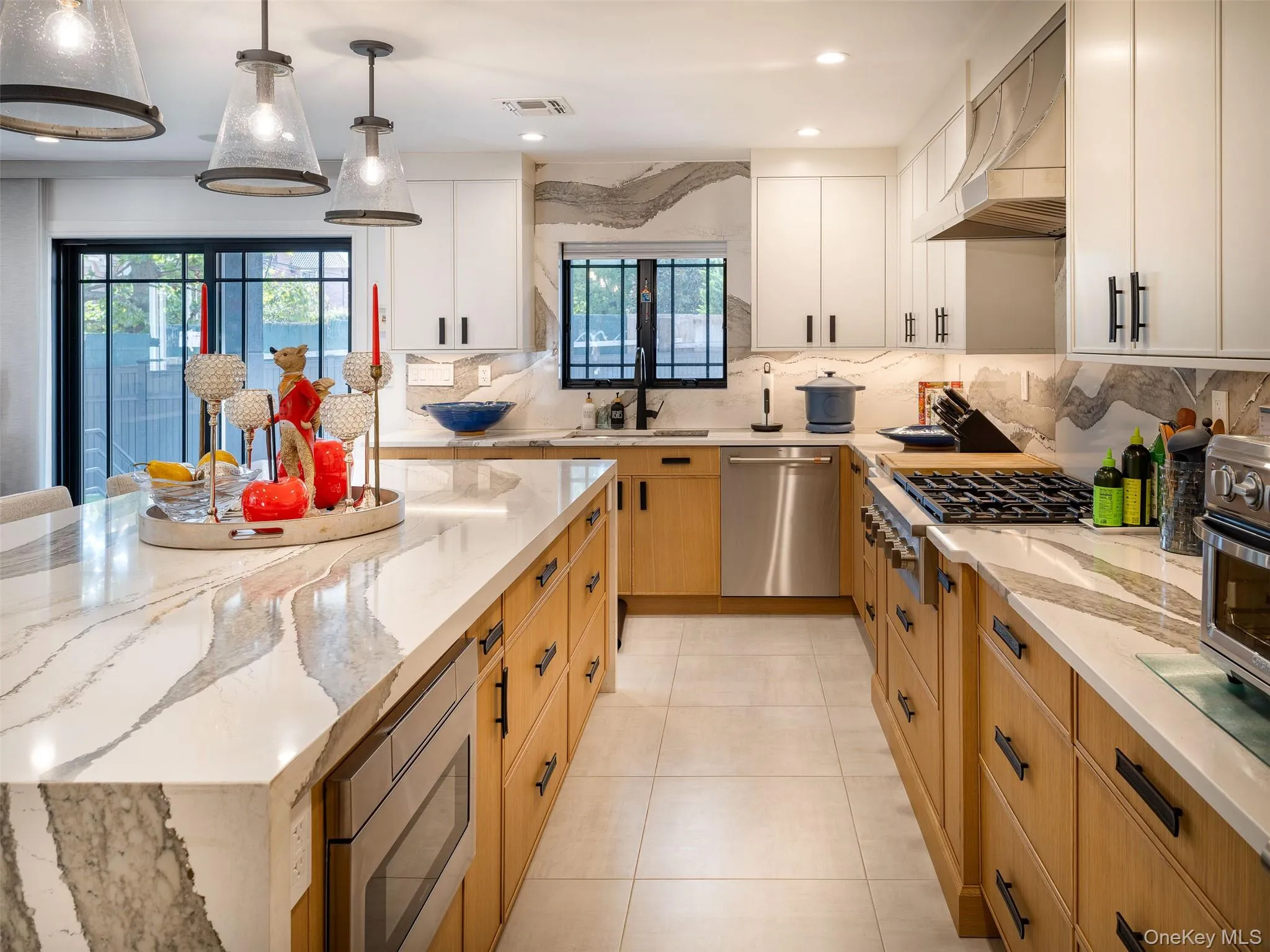 16420 Cryders Lane, New York, NY, 5 Bedrooms Bedrooms, 12 Rooms Rooms,3 BathroomsBathrooms,Residential,For Rent,Cryders,0,1061550 16420 Cryders Lane, New York, NY, 5 Bedrooms Bedrooms, 12 Rooms Rooms,3 BathroomsBathrooms,Residential,For Rent,Cryders,0,1061550