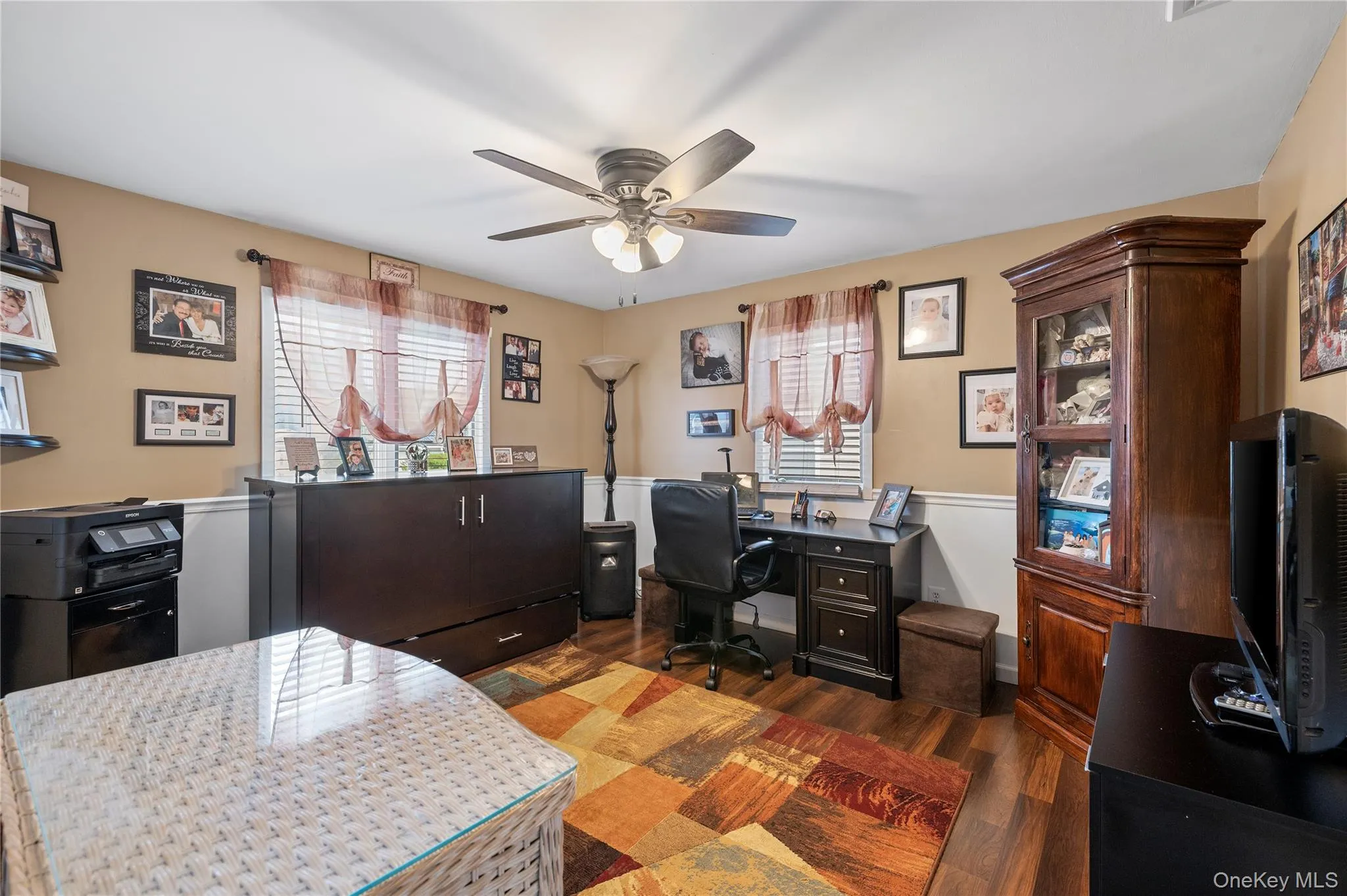85 Walnut Street, Oyster Bay, NY, 5 Bedrooms Bedrooms, 10 Rooms Rooms,3 BathroomsBathrooms,Residential,For Rent,Walnut,0,1061556 85 Walnut Street, Oyster Bay, NY, 5 Bedrooms Bedrooms, 10 Rooms Rooms,3 BathroomsBathrooms,Residential,For Rent,Walnut,0,1061556