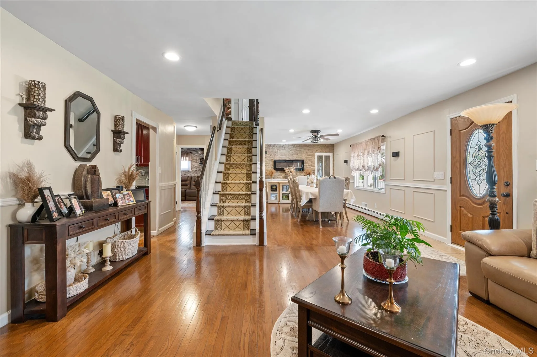 85 Walnut Street, Oyster Bay, NY, 5 Bedrooms Bedrooms, 10 Rooms Rooms,3 BathroomsBathrooms,Residential,For Rent,Walnut,0,1061556 85 Walnut Street, Oyster Bay, NY, 5 Bedrooms Bedrooms, 10 Rooms Rooms,3 BathroomsBathrooms,Residential,For Rent,Walnut,0,1061556