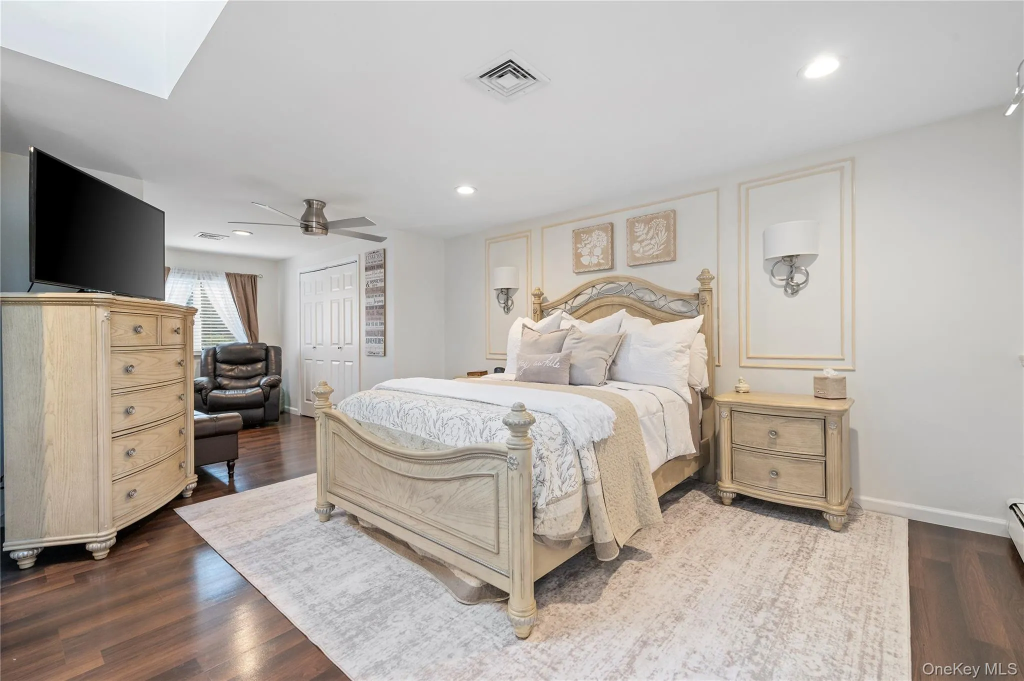 85 Walnut Street, Oyster Bay, NY, 5 Bedrooms Bedrooms, 10 Rooms Rooms,3 BathroomsBathrooms,Residential,For Rent,Walnut,0,1061556 85 Walnut Street, Oyster Bay, NY, 5 Bedrooms Bedrooms, 10 Rooms Rooms,3 BathroomsBathrooms,Residential,For Rent,Walnut,0,1061556