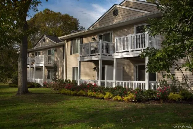 40 Country Club Drive, Brookhaven, NY, 1 Bedroom Bedrooms, 4 Room Rooms,1 BathroomBathrooms,Residential Lease,For Rent,Country Club,0,1061559 40 Country Club Drive, Brookhaven, NY, 1 Bedroom Bedrooms, 4 Room Rooms,1 BathroomBathrooms,Residential Lease,For Rent,Country Club,0,1061559