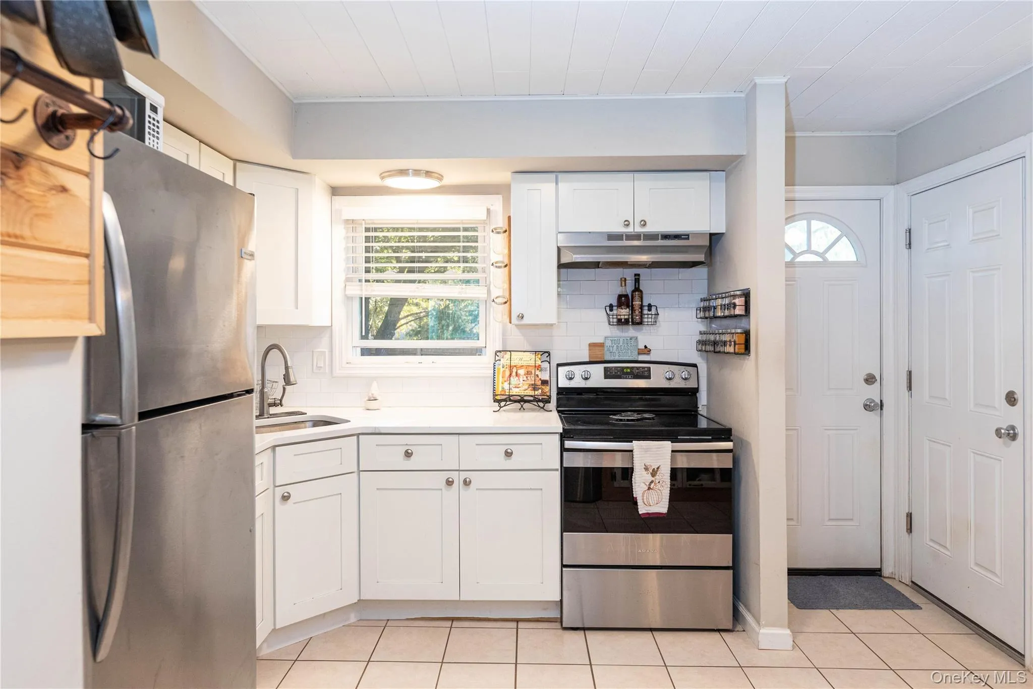 109 Dogwood Road, Brookhaven, NY, 3 Bedrooms Bedrooms, 5 Rooms Rooms,1 BathroomBathrooms,Residential,For Rent,Dogwood,0,1061565 109 Dogwood Road, Brookhaven, NY, 3 Bedrooms Bedrooms, 5 Rooms Rooms,1 BathroomBathrooms,Residential,For Rent,Dogwood,0,1061565