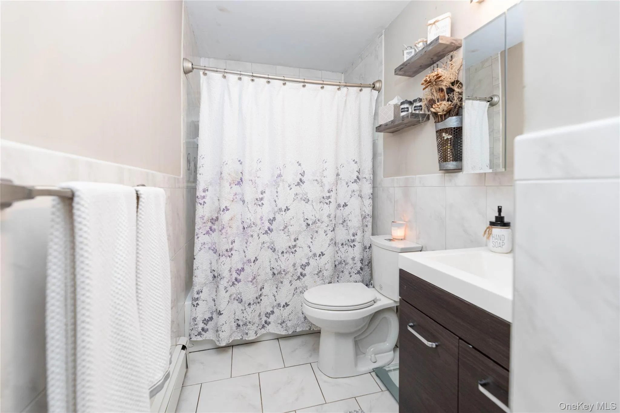 109 Dogwood Road, Brookhaven, NY, 3 Bedrooms Bedrooms, 5 Rooms Rooms,1 BathroomBathrooms,Residential,For Rent,Dogwood,0,1061565 109 Dogwood Road, Brookhaven, NY, 3 Bedrooms Bedrooms, 5 Rooms Rooms,1 BathroomBathrooms,Residential,For Rent,Dogwood,0,1061565