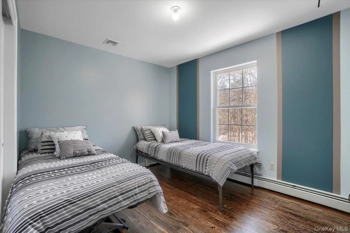 187 Prospect Road, Blooming Grove, NY, 4 Bedroom Bedrooms, 8 Room Rooms,3 BathroomBathrooms,Residential Lease,For Rent,Prospect,0,1061566 187 Prospect Road, Blooming Grove, NY, 4 Bedroom Bedrooms, 8 Room Rooms,3 BathroomBathrooms,Residential Lease,For Rent,Prospect,0,1061566