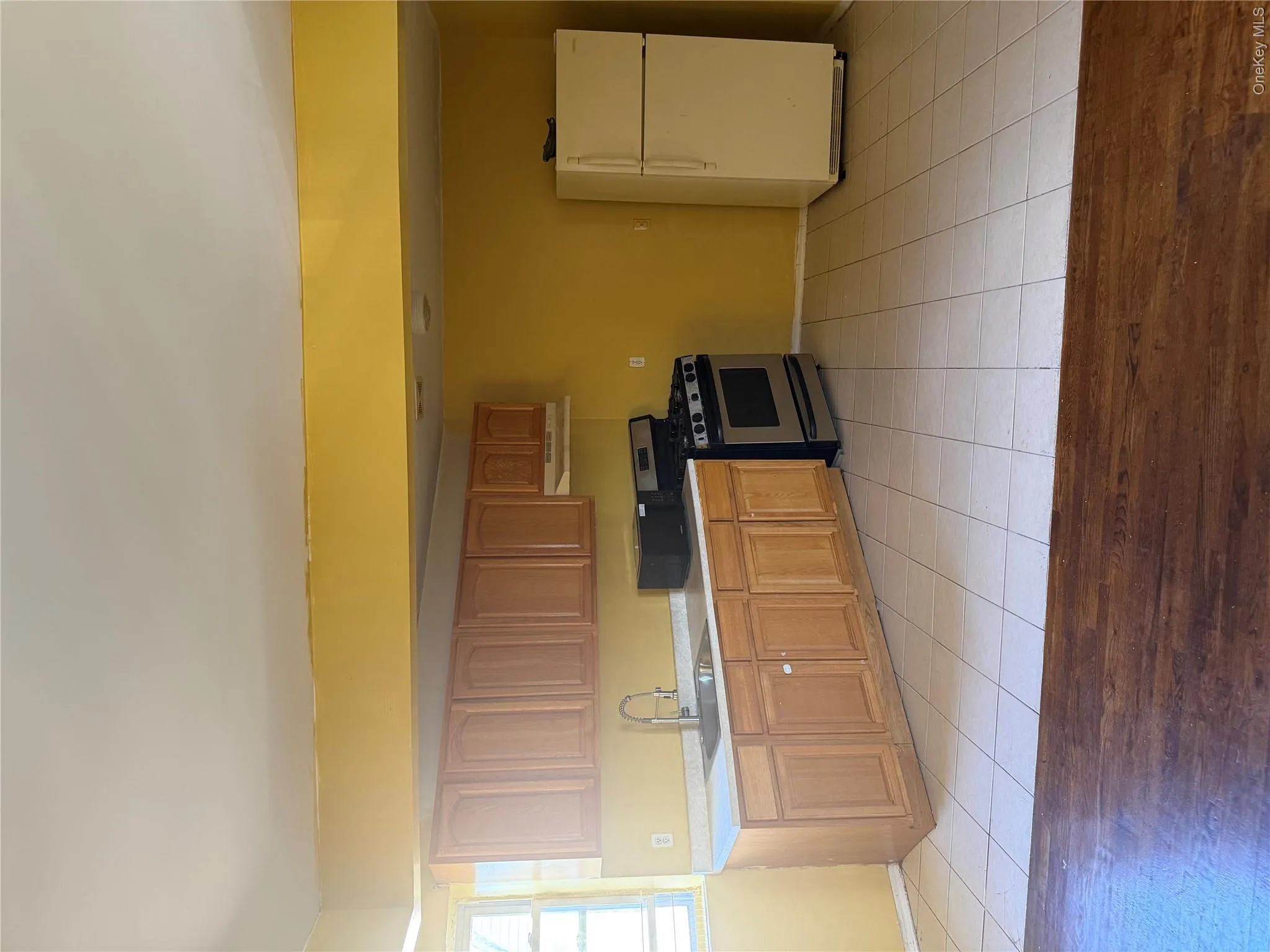 93-20 197th Street, New York, NY, 2 Bedroom Bedrooms, 4 Room Rooms,1 BathroomBathrooms,Residential Lease,For Rent,197th,0,1061570 93-20 197th Street, New York, NY, 2 Bedroom Bedrooms, 4 Room Rooms,1 BathroomBathrooms,Residential Lease,For Rent,197th,0,1061570