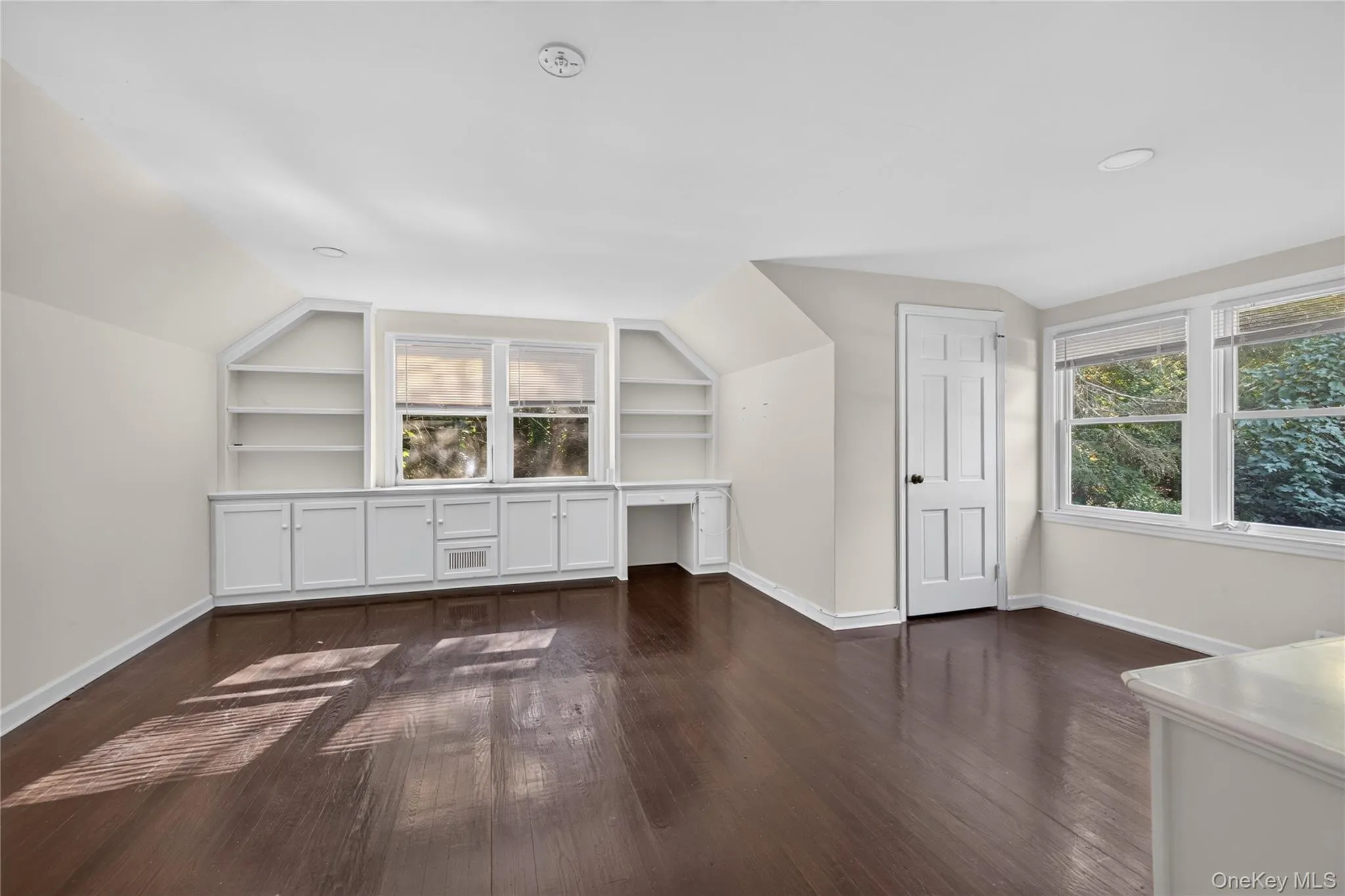 1574 Laurel Hollow Road, Oyster Bay, NY, 3 Bedrooms Bedrooms, 11 Rooms Rooms,4 BathroomsBathrooms,Residential,For Rent,Laurel Hollow,0,1061573 1574 Laurel Hollow Road, Oyster Bay, NY, 3 Bedrooms Bedrooms, 11 Rooms Rooms,4 BathroomsBathrooms,Residential,For Rent,Laurel Hollow,0,1061573