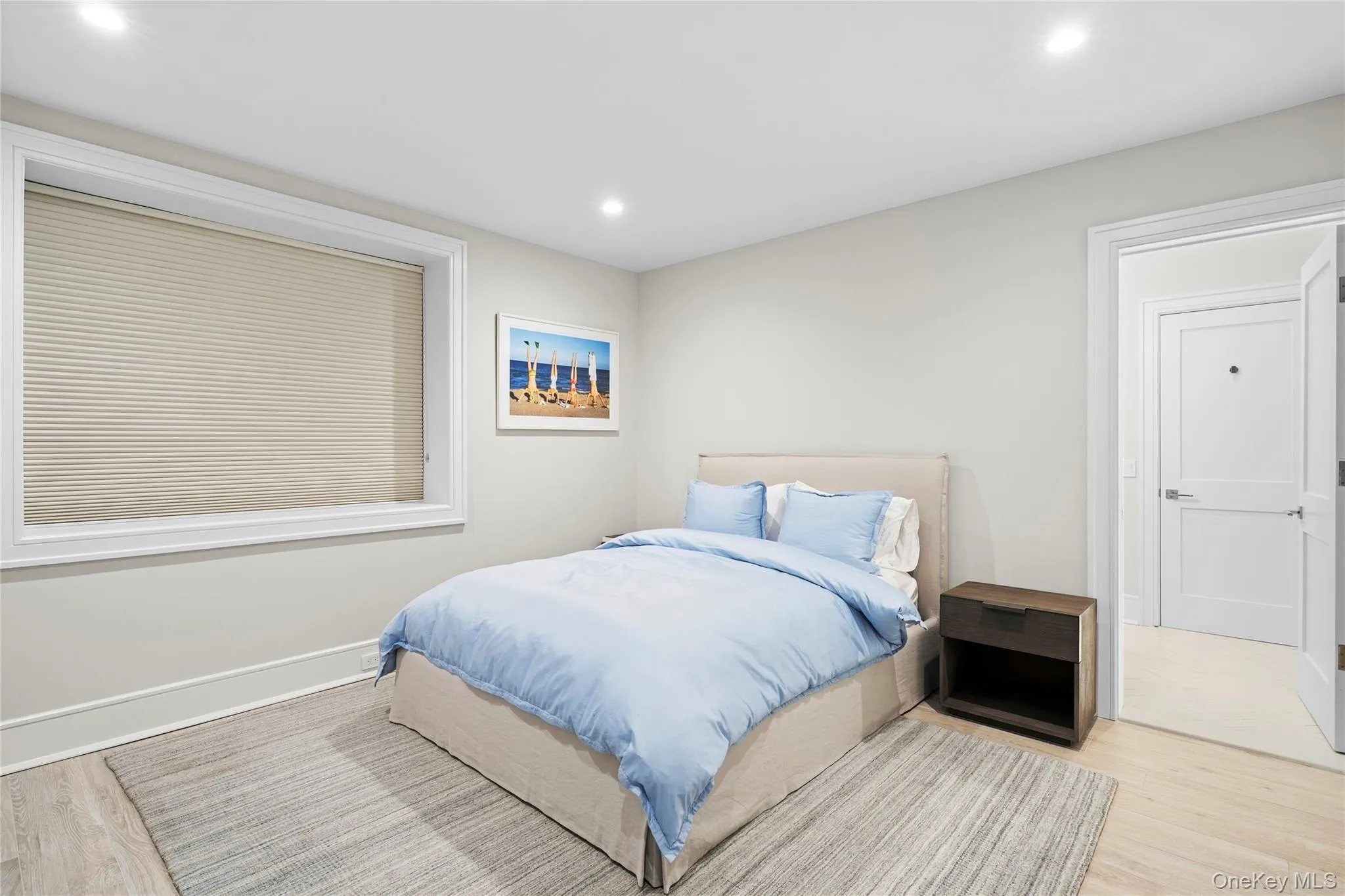 62 Birchwood Lane, Southampton, NY, 6 Bedrooms Bedrooms, 12 Rooms Rooms,5 BathroomsBathrooms,Residential Lease,For Rent,Birchwood,0,1061574 62 Birchwood Lane, Southampton, NY, 6 Bedrooms Bedrooms, 12 Rooms Rooms,5 BathroomsBathrooms,Residential Lease,For Rent,Birchwood,0,1061574