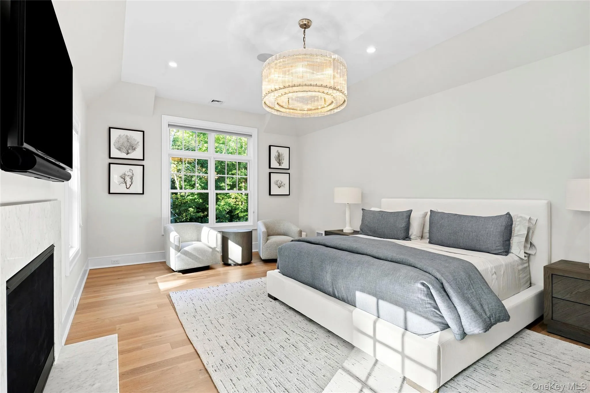 62 Birchwood Lane, Southampton, NY, 6 Bedrooms Bedrooms, 12 Rooms Rooms,5 BathroomsBathrooms,Residential Lease,For Rent,Birchwood,0,1061574 62 Birchwood Lane, Southampton, NY, 6 Bedrooms Bedrooms, 12 Rooms Rooms,5 BathroomsBathrooms,Residential Lease,For Rent,Birchwood,0,1061574