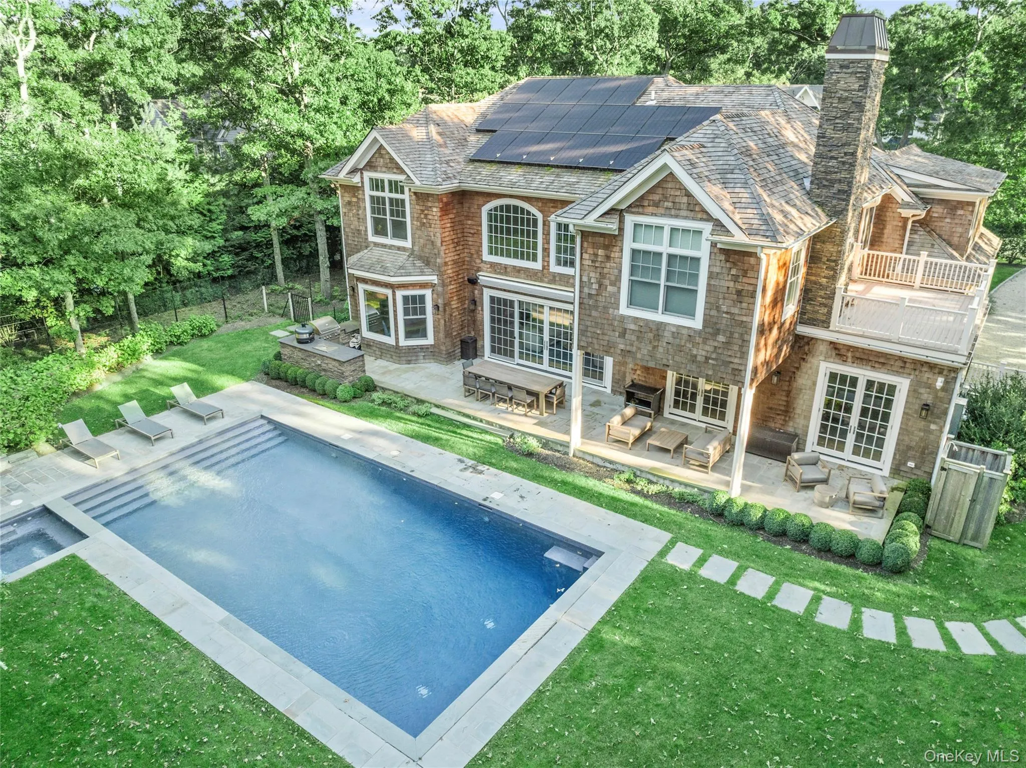 62 Birchwood Lane, Southampton, NY, 6 Bedrooms Bedrooms, 12 Rooms Rooms,5 BathroomsBathrooms,Residential Lease,For Rent,Birchwood,0,1061574 62 Birchwood Lane, Southampton, NY, 6 Bedrooms Bedrooms, 12 Rooms Rooms,5 BathroomsBathrooms,Residential Lease,For Rent,Birchwood,0,1061574
