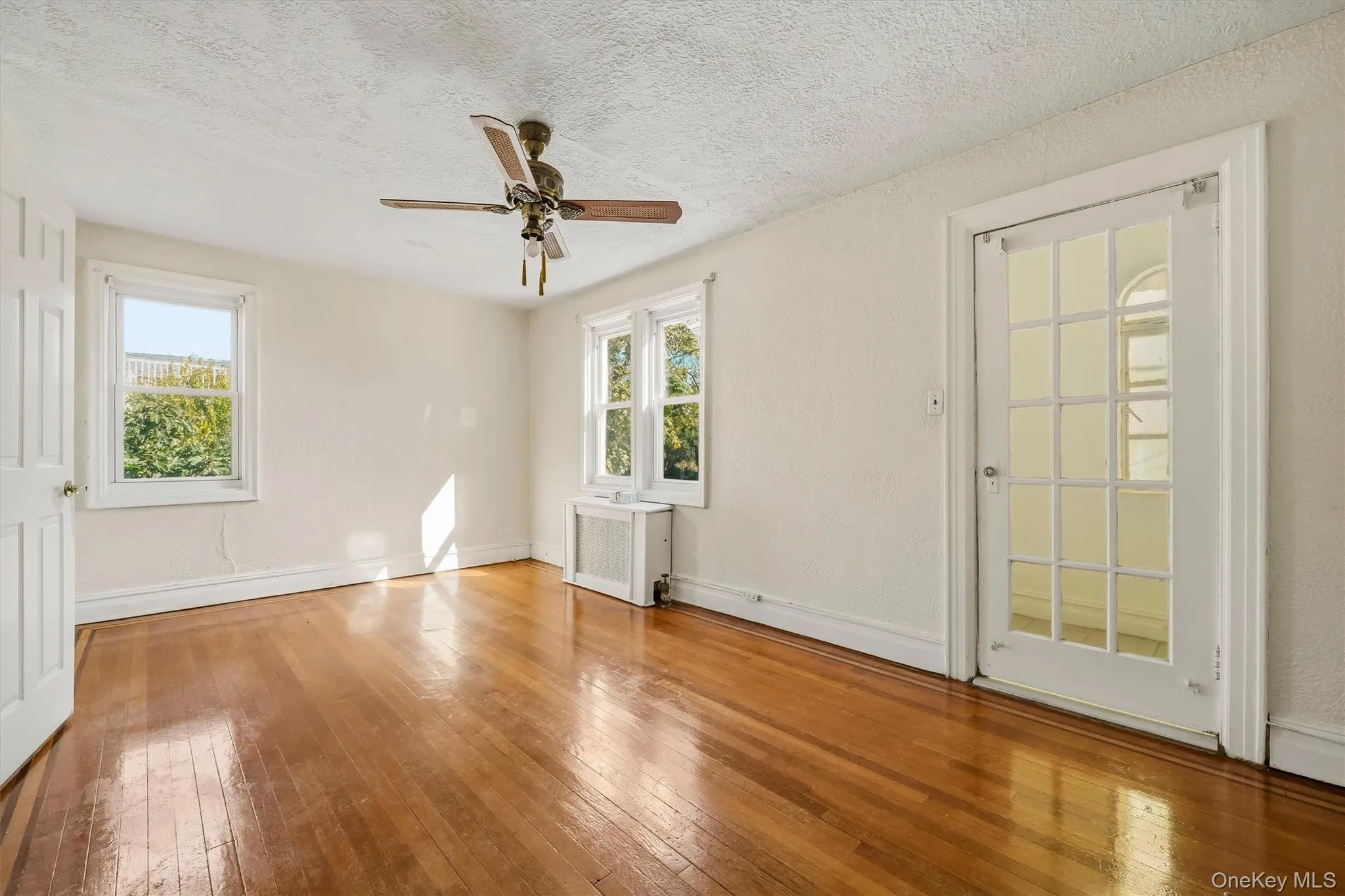 3081 Bevy Place, New York, NY, 3 Bedrooms Bedrooms, 6 Rooms Rooms,2 BathroomsBathrooms,Residential,For Rent,Bevy,0,1061576 3081 Bevy Place, New York, NY, 3 Bedrooms Bedrooms, 6 Rooms Rooms,2 BathroomsBathrooms,Residential,For Rent,Bevy,0,1061576