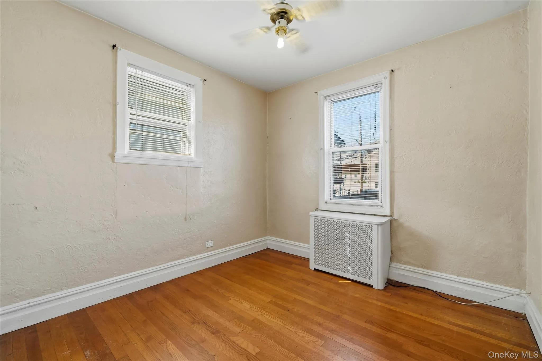 3081 Bevy Place, New York, NY, 3 Bedrooms Bedrooms, 6 Rooms Rooms,2 BathroomsBathrooms,Residential,For Rent,Bevy,0,1061576 3081 Bevy Place, New York, NY, 3 Bedrooms Bedrooms, 6 Rooms Rooms,2 BathroomsBathrooms,Residential,For Rent,Bevy,0,1061576