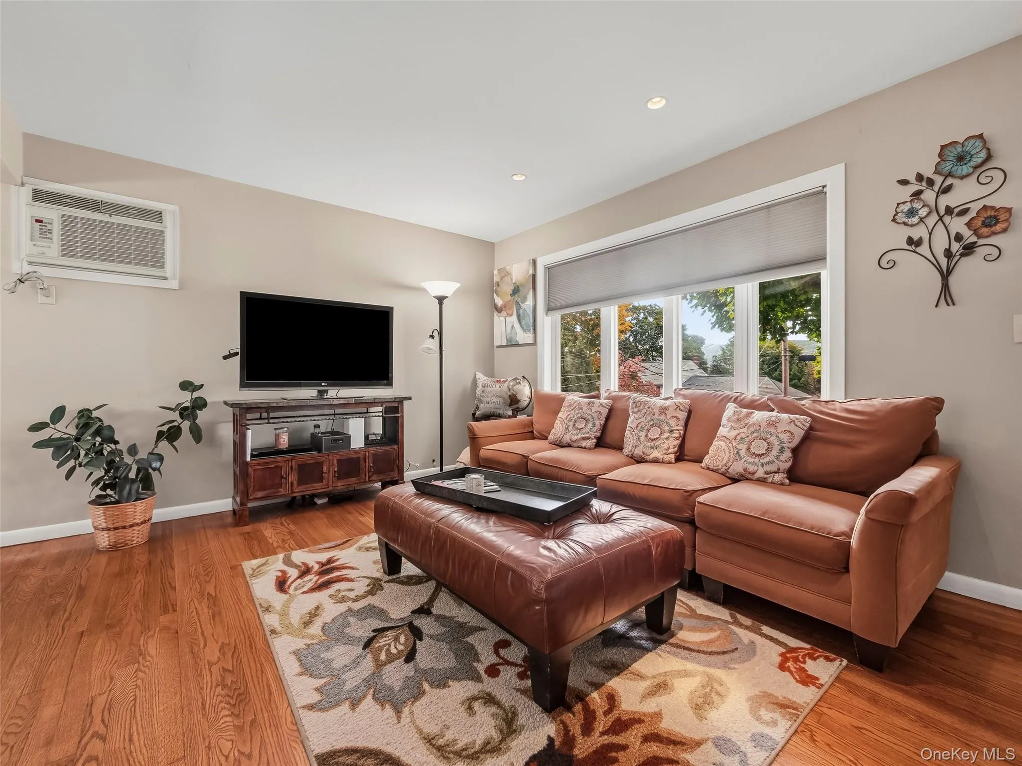 2 Valley View Terrace, Ramapo, NY, 3 Bedrooms Bedrooms, 8 Rooms Rooms,1 BathroomBathrooms,Residential,For Rent,Valley View,0,1061580 2 Valley View Terrace, Ramapo, NY, 3 Bedrooms Bedrooms, 8 Rooms Rooms,1 BathroomBathrooms,Residential,For Rent,Valley View,0,1061580