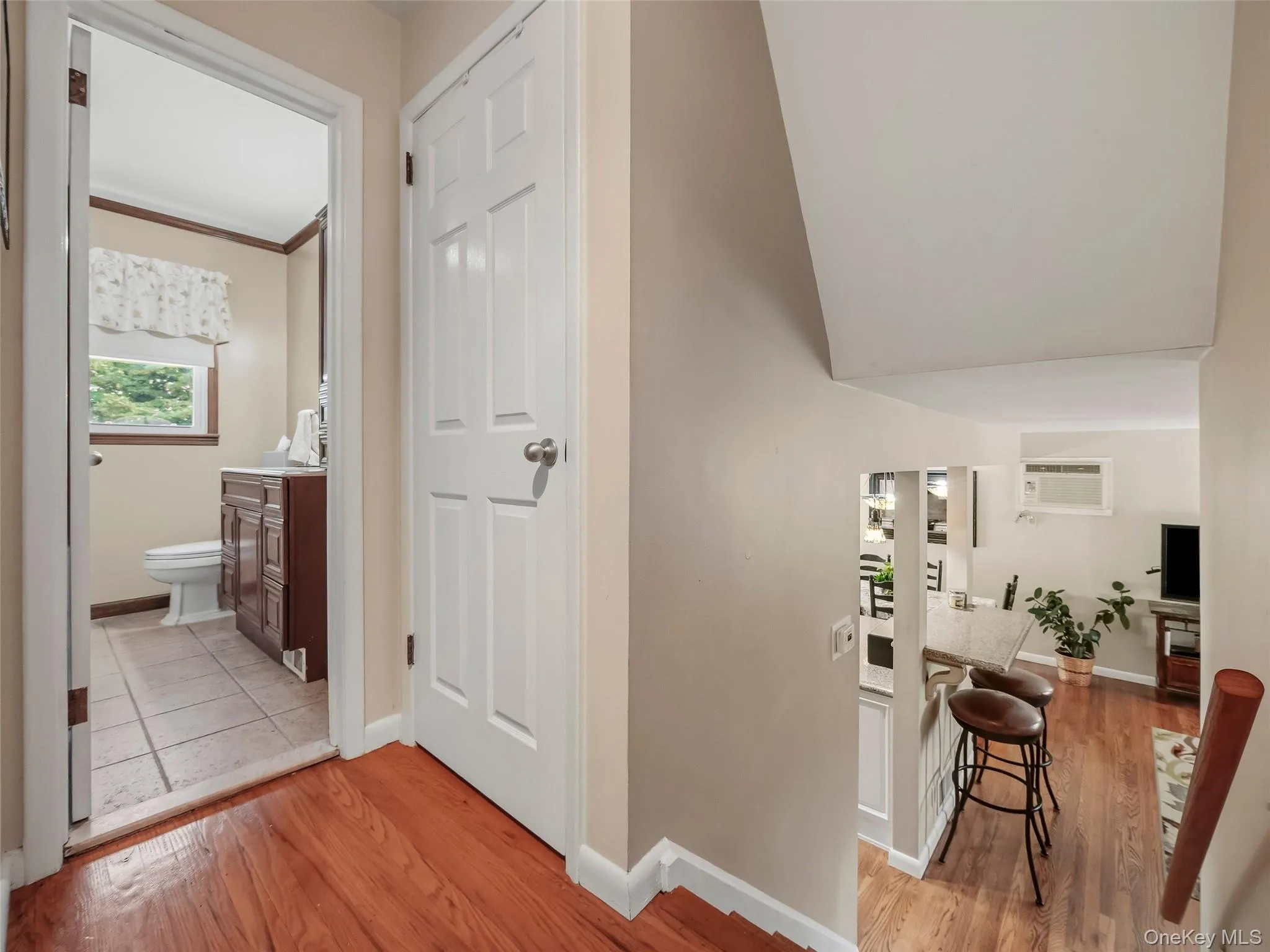 2 Valley View Terrace, Ramapo, NY, 3 Bedrooms Bedrooms, 8 Rooms Rooms,1 BathroomBathrooms,Residential,For Rent,Valley View,0,1061580 2 Valley View Terrace, Ramapo, NY, 3 Bedrooms Bedrooms, 8 Rooms Rooms,1 BathroomBathrooms,Residential,For Rent,Valley View,0,1061580