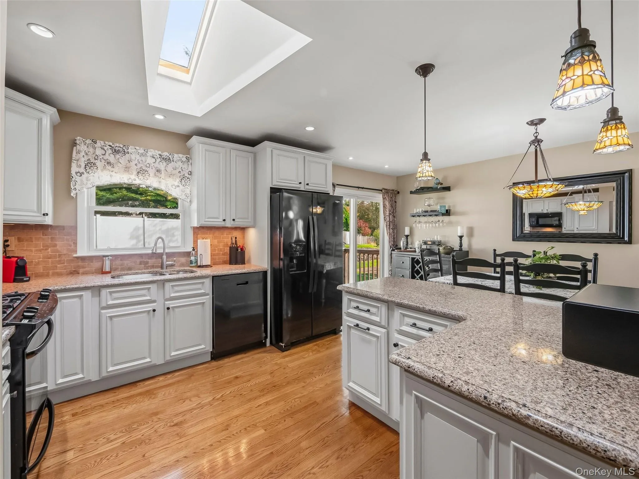 2 Valley View Terrace, Ramapo, NY, 3 Bedrooms Bedrooms, 8 Rooms Rooms,1 BathroomBathrooms,Residential,For Rent,Valley View,0,1061580 2 Valley View Terrace, Ramapo, NY, 3 Bedrooms Bedrooms, 8 Rooms Rooms,1 BathroomBathrooms,Residential,For Rent,Valley View,0,1061580