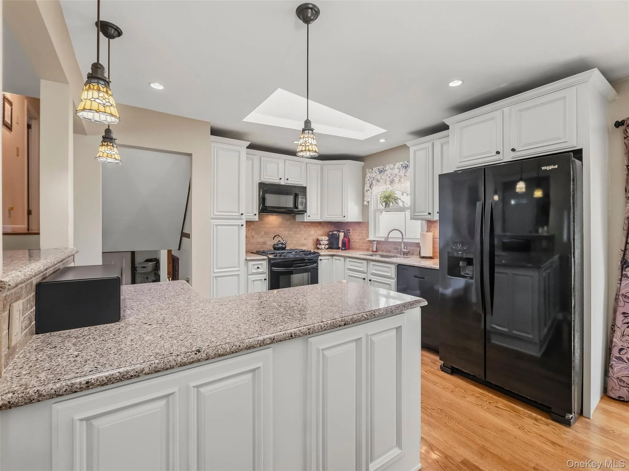 2 Valley View Terrace, Ramapo, NY, 3 Bedrooms Bedrooms, 8 Rooms Rooms,1 BathroomBathrooms,Residential,For Rent,Valley View,0,1061580 2 Valley View Terrace, Ramapo, NY, 3 Bedrooms Bedrooms, 8 Rooms Rooms,1 BathroomBathrooms,Residential,For Rent,Valley View,0,1061580