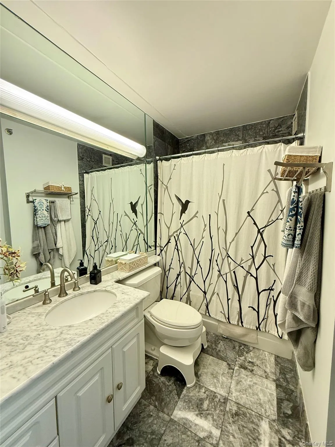 4 Martine Avenue, White Plains, NY, 1 Bedroom Bedrooms, 4 Room Rooms,1 BathroomBathrooms,Residential Lease,For Rent,Martine,0,1061594 4 Martine Avenue, White Plains, NY, 1 Bedroom Bedrooms, 4 Room Rooms,1 BathroomBathrooms,Residential Lease,For Rent,Martine,0,1061594