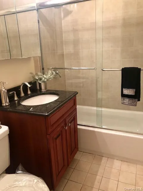 40 Country Club Drive, Brookhaven, NY, 2 Bedroom Bedrooms, 6 Room Rooms,1 BathroomBathrooms,Residential Lease,For Rent,Country Club,0,1061595 40 Country Club Drive, Brookhaven, NY, 2 Bedroom Bedrooms, 6 Room Rooms,1 BathroomBathrooms,Residential Lease,For Rent,Country Club,0,1061595
