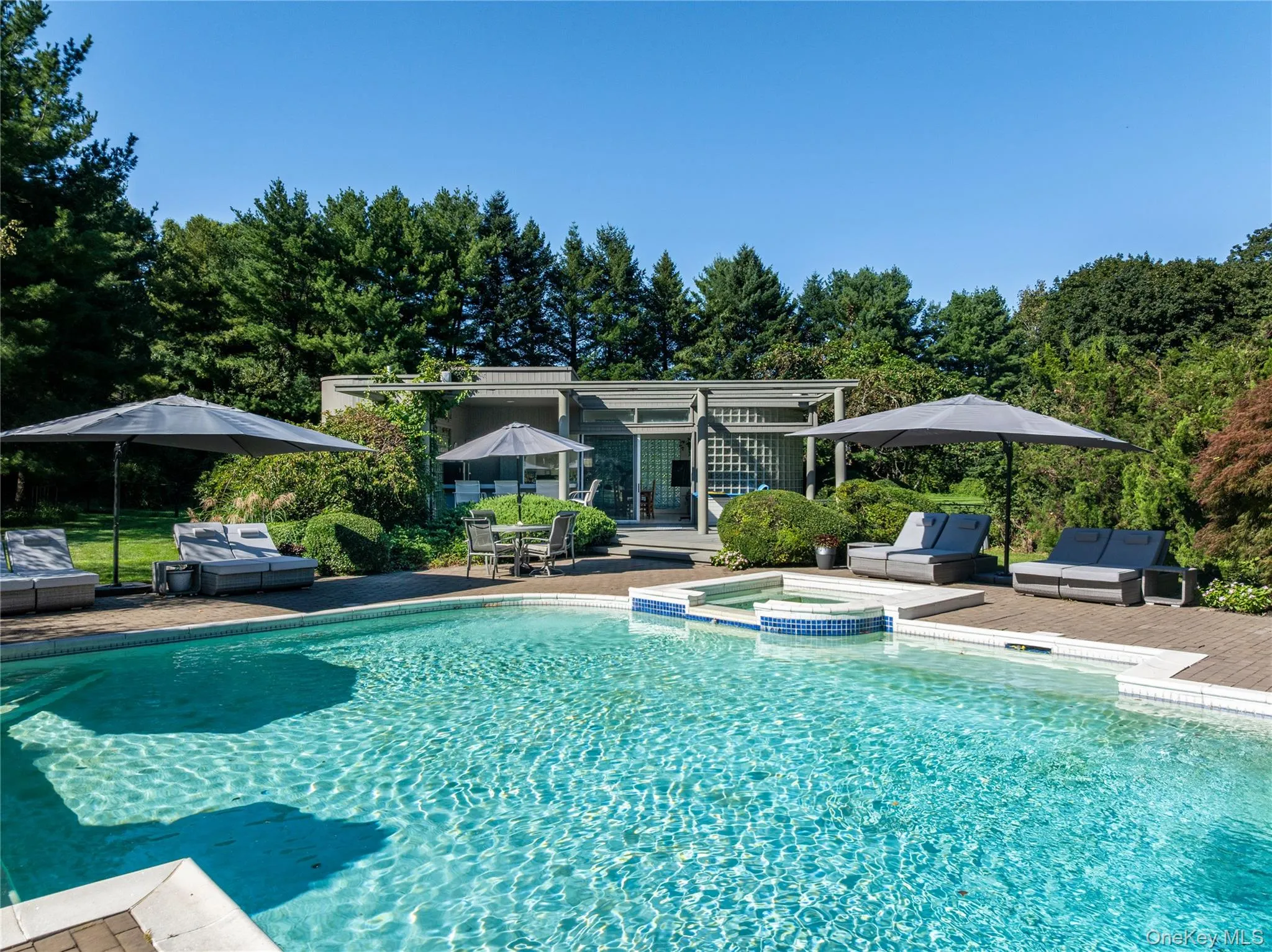 18 Chestnut Hill Drive, Oyster Bay, NY, 7 Bedrooms Bedrooms, 13 Rooms Rooms,8 BathroomsBathrooms,Residential,For Rent,Chestnut Hill,0,1061600 18 Chestnut Hill Drive, Oyster Bay, NY, 7 Bedrooms Bedrooms, 13 Rooms Rooms,8 BathroomsBathrooms,Residential,For Rent,Chestnut Hill,0,1061600