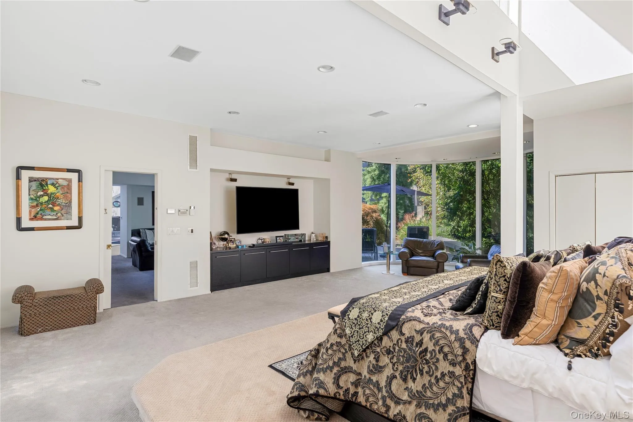 18 Chestnut Hill Drive, Oyster Bay, NY, 7 Bedrooms Bedrooms, 13 Rooms Rooms,8 BathroomsBathrooms,Residential,For Rent,Chestnut Hill,0,1061600 18 Chestnut Hill Drive, Oyster Bay, NY, 7 Bedrooms Bedrooms, 13 Rooms Rooms,8 BathroomsBathrooms,Residential,For Rent,Chestnut Hill,0,1061600