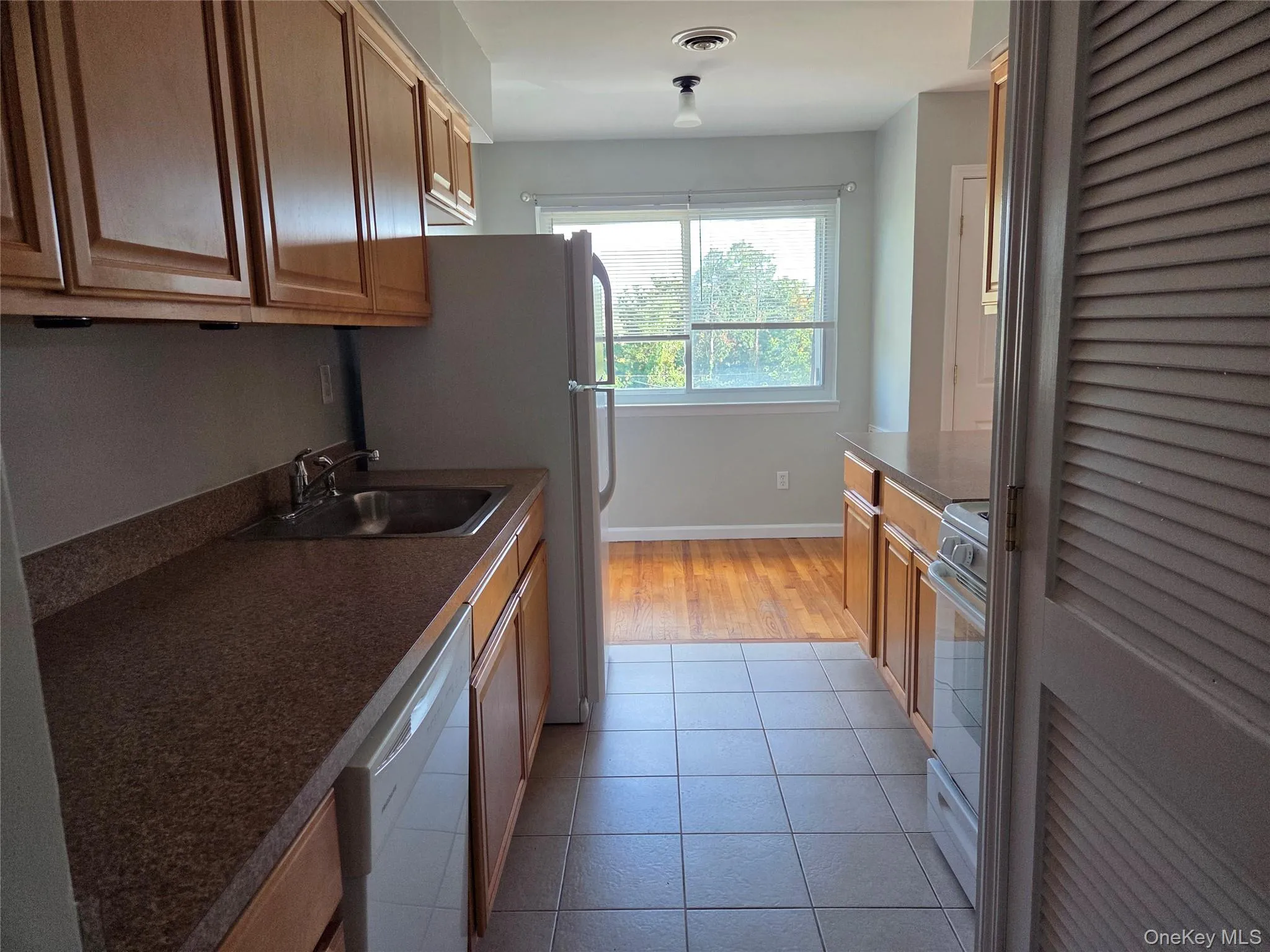 14 Pavilion Road, Ramapo, NY, 2 Bedroom Bedrooms, 5 Room Rooms,1 BathroomBathrooms,Residential Lease,For Rent,Pavilion,0,1061612 14 Pavilion Road, Ramapo, NY, 2 Bedroom Bedrooms, 5 Room Rooms,1 BathroomBathrooms,Residential Lease,For Rent,Pavilion,0,1061612