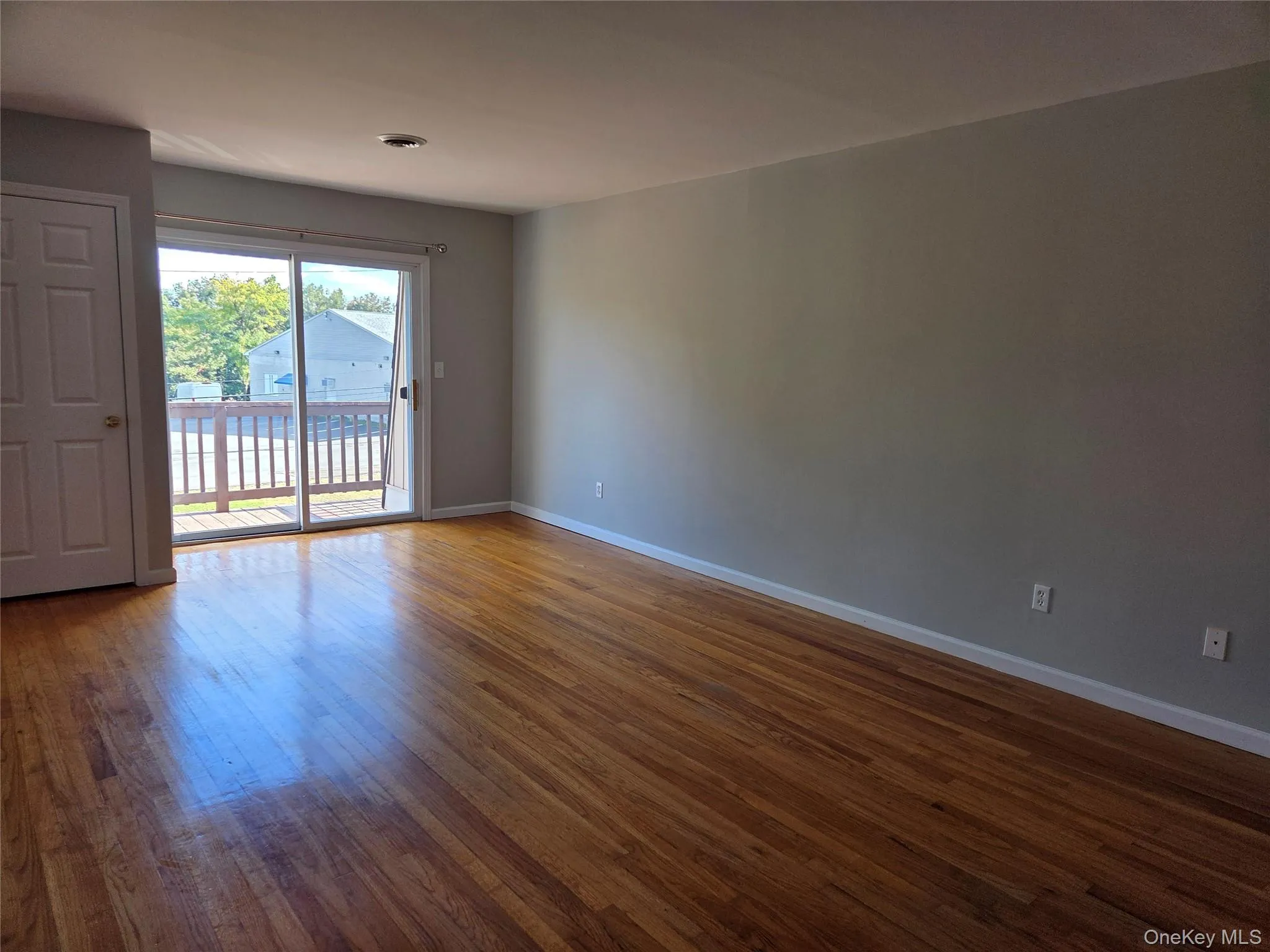 14 Pavilion Road, Ramapo, NY, 2 Bedroom Bedrooms, 5 Room Rooms,1 BathroomBathrooms,Residential Lease,For Rent,Pavilion,0,1061612 14 Pavilion Road, Ramapo, NY, 2 Bedroom Bedrooms, 5 Room Rooms,1 BathroomBathrooms,Residential Lease,For Rent,Pavilion,0,1061612