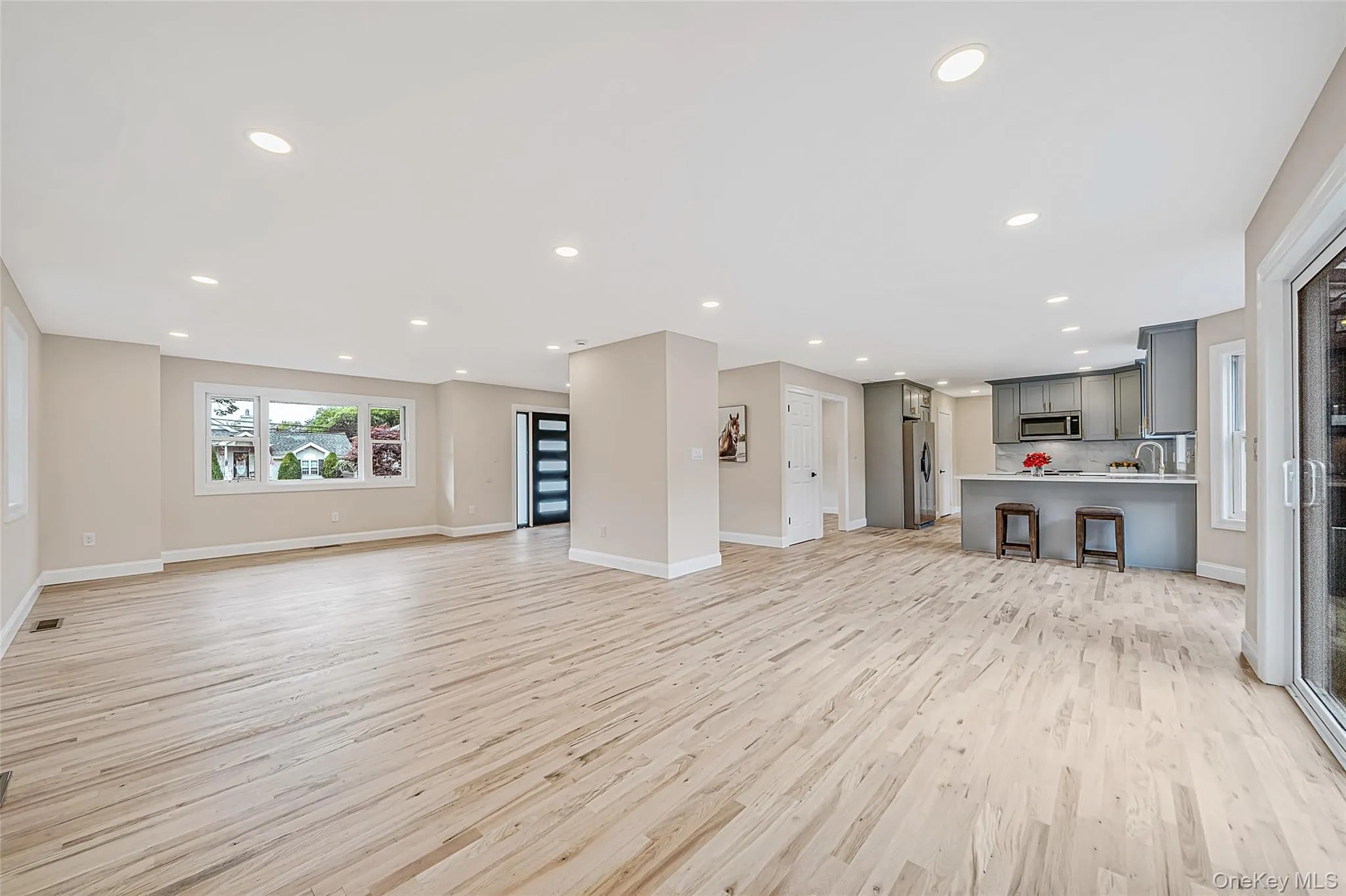 25 Avenue B, Brookhaven, NY, 5 Bedrooms Bedrooms, 12 Rooms Rooms,4 BathroomsBathrooms,Residential,For Rent,Avenue B,0,1061615 25 Avenue B, Brookhaven, NY, 5 Bedrooms Bedrooms, 12 Rooms Rooms,4 BathroomsBathrooms,Residential,For Rent,Avenue B,0,1061615
