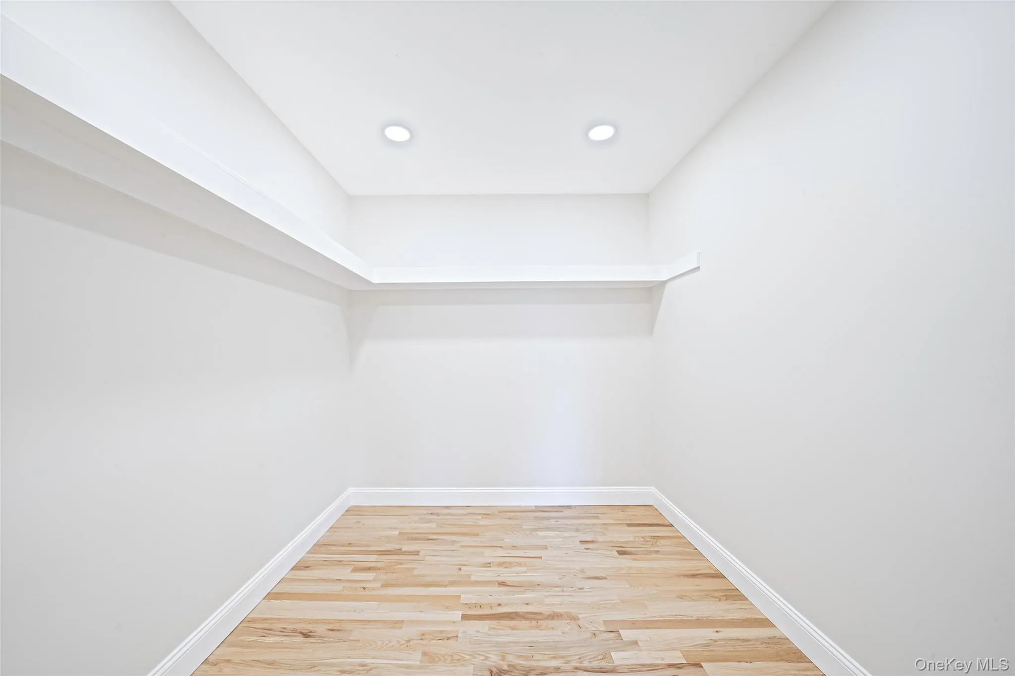 25 Avenue B, Brookhaven, NY, 5 Bedrooms Bedrooms, 12 Rooms Rooms,4 BathroomsBathrooms,Residential,For Rent,Avenue B,0,1061615 25 Avenue B, Brookhaven, NY, 5 Bedrooms Bedrooms, 12 Rooms Rooms,4 BathroomsBathrooms,Residential,For Rent,Avenue B,0,1061615