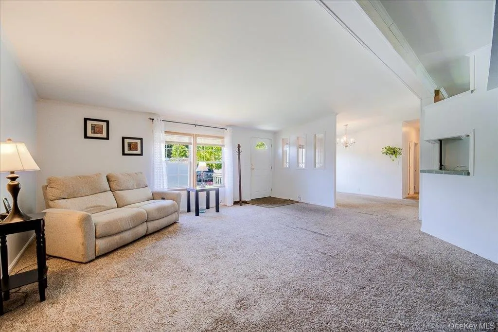 106 Winding Wood, East Fishkill, NY, 3 Bedrooms Bedrooms, 6 Rooms Rooms,2 BathroomsBathrooms,Residential,For Rent,Winding Wood,0,1061617 106 Winding Wood, East Fishkill, NY, 3 Bedrooms Bedrooms, 6 Rooms Rooms,2 BathroomsBathrooms,Residential,For Rent,Winding Wood,0,1061617