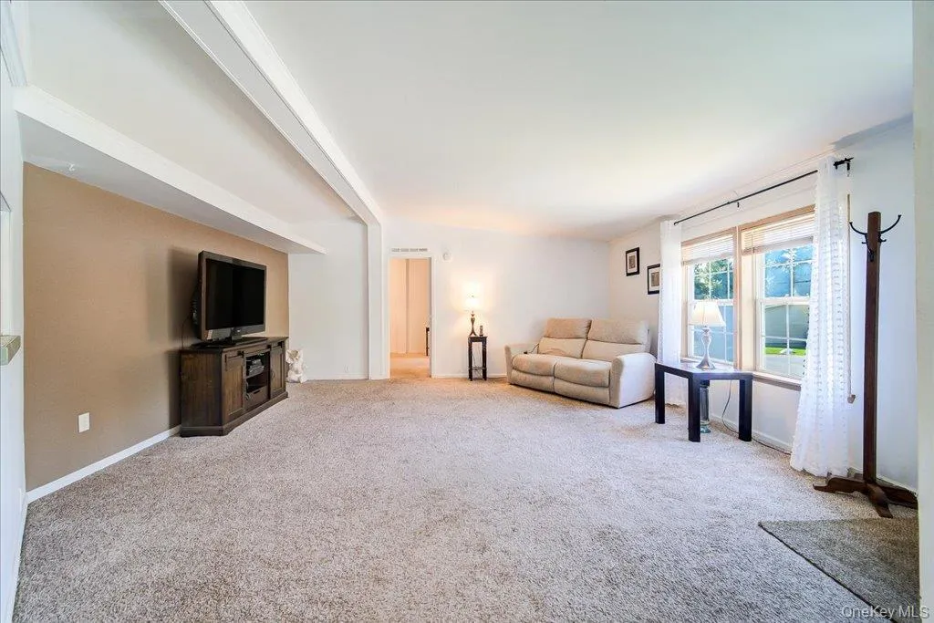 106 Winding Wood, East Fishkill, NY, 3 Bedrooms Bedrooms, 6 Rooms Rooms,2 BathroomsBathrooms,Residential,For Rent,Winding Wood,0,1061617 106 Winding Wood, East Fishkill, NY, 3 Bedrooms Bedrooms, 6 Rooms Rooms,2 BathroomsBathrooms,Residential,For Rent,Winding Wood,0,1061617
