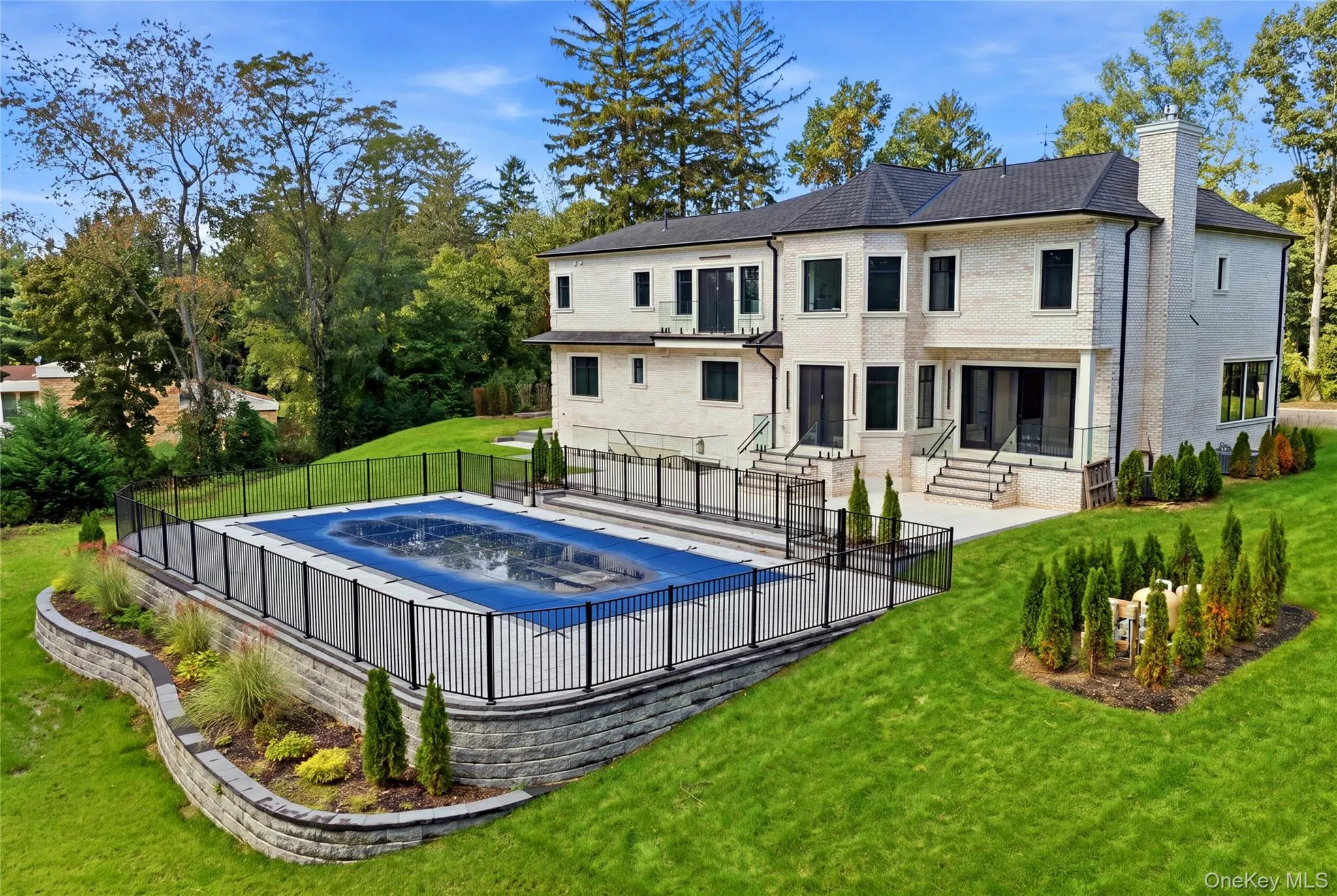 26 Saint Andrews Court, North Hempstead, NY, 5 Bedrooms Bedrooms, 10 Rooms Rooms,5 BathroomsBathrooms,Residential,For Rent,Saint Andrews,0,1061622 26 Saint Andrews Court, North Hempstead, NY, 5 Bedrooms Bedrooms, 10 Rooms Rooms,5 BathroomsBathrooms,Residential,For Rent,Saint Andrews,0,1061622
