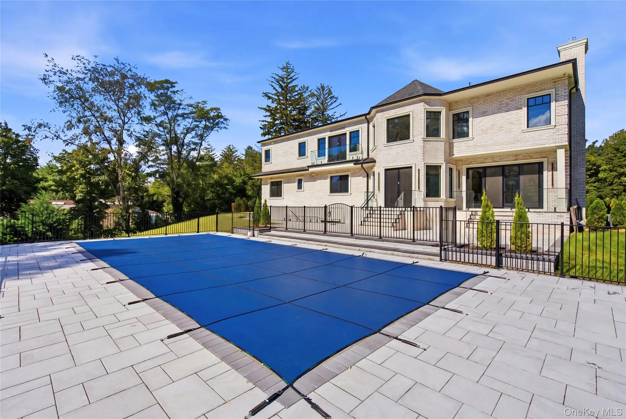26 Saint Andrews Court, North Hempstead, NY, 5 Bedrooms Bedrooms, 10 Rooms Rooms,5 BathroomsBathrooms,Residential,For Rent,Saint Andrews,0,1061622 26 Saint Andrews Court, North Hempstead, NY, 5 Bedrooms Bedrooms, 10 Rooms Rooms,5 BathroomsBathrooms,Residential,For Rent,Saint Andrews,0,1061622