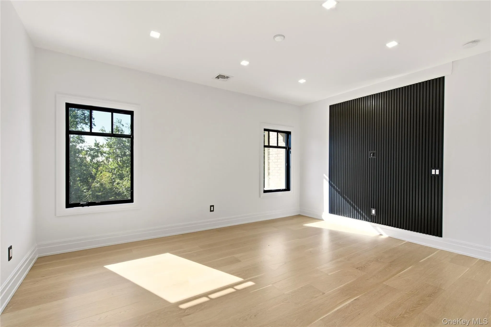 26 Saint Andrews Court, North Hempstead, NY, 5 Bedrooms Bedrooms, 10 Rooms Rooms,5 BathroomsBathrooms,Residential,For Rent,Saint Andrews,0,1061622 26 Saint Andrews Court, North Hempstead, NY, 5 Bedrooms Bedrooms, 10 Rooms Rooms,5 BathroomsBathrooms,Residential,For Rent,Saint Andrews,0,1061622