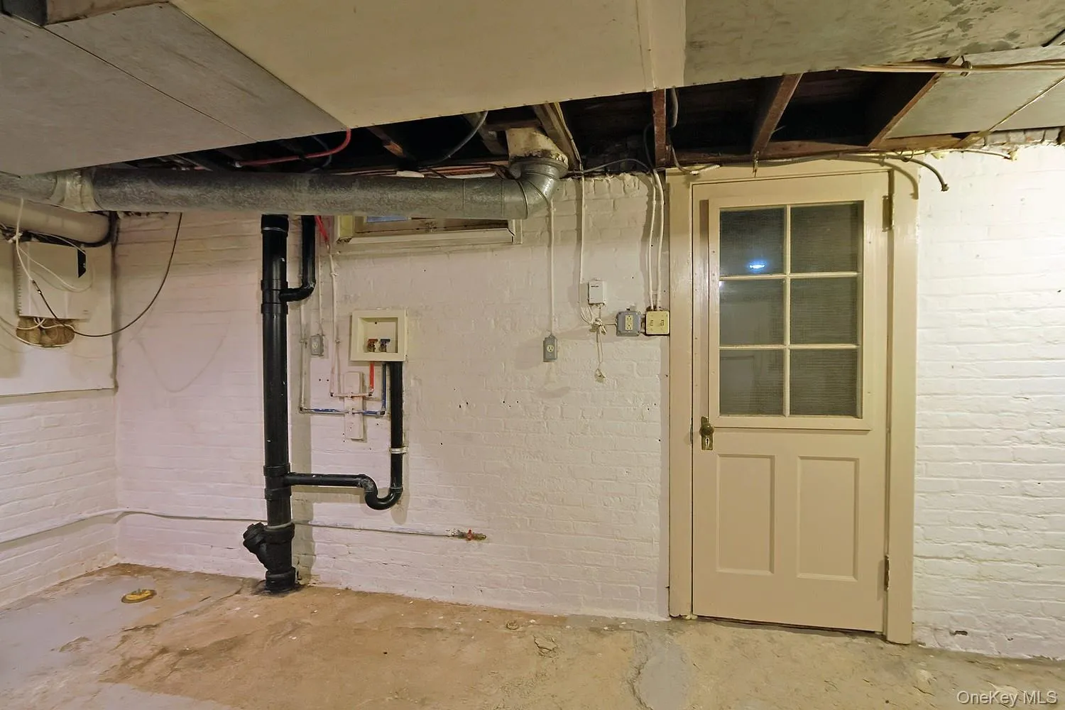 10 Wilson Street, Newburgh (city), NY, 3 Bedrooms Bedrooms, 6 Rooms Rooms,1 BathroomBathrooms,Residential,For Rent,Wilson,0,1061623 10 Wilson Street, Newburgh (city), NY, 3 Bedrooms Bedrooms, 6 Rooms Rooms,1 BathroomBathrooms,Residential,For Rent,Wilson,0,1061623