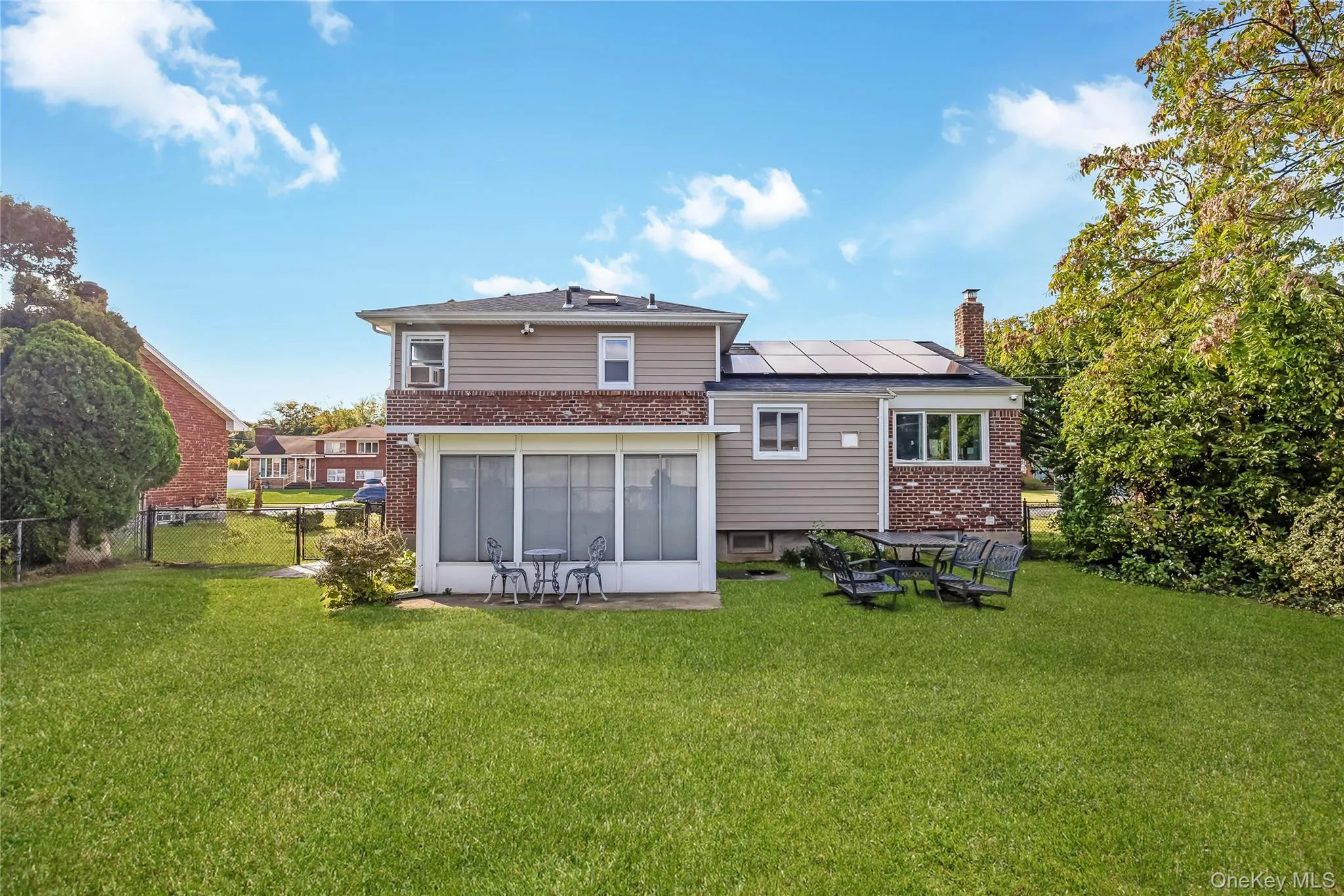 19 Grant Street, Oyster Bay, NY, 3 Bedrooms Bedrooms, 7 Rooms Rooms,1 BathroomBathrooms,Residential,For Rent,Grant,0,1061624 19 Grant Street, Oyster Bay, NY, 3 Bedrooms Bedrooms, 7 Rooms Rooms,1 BathroomBathrooms,Residential,For Rent,Grant,0,1061624