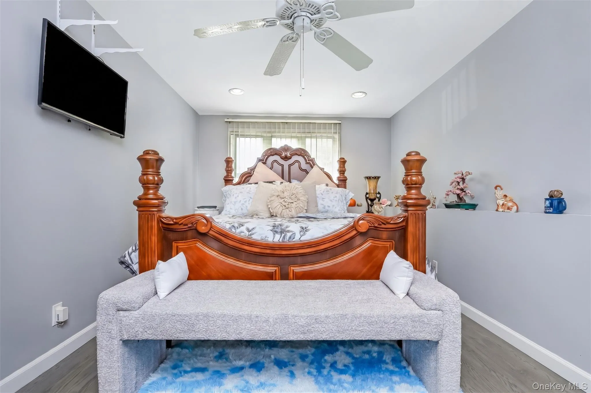 19 Grant Street, Oyster Bay, NY, 3 Bedrooms Bedrooms, 7 Rooms Rooms,1 BathroomBathrooms,Residential,For Rent,Grant,0,1061624 19 Grant Street, Oyster Bay, NY, 3 Bedrooms Bedrooms, 7 Rooms Rooms,1 BathroomBathrooms,Residential,For Rent,Grant,0,1061624