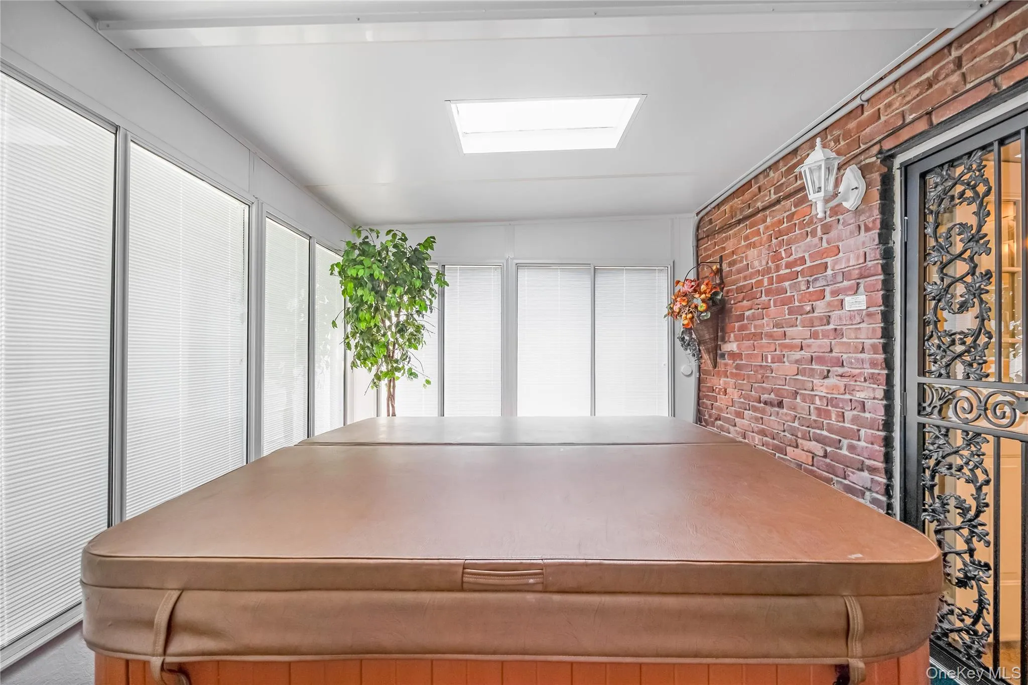 19 Grant Street, Oyster Bay, NY, 3 Bedrooms Bedrooms, 7 Rooms Rooms,1 BathroomBathrooms,Residential,For Rent,Grant,0,1061624 19 Grant Street, Oyster Bay, NY, 3 Bedrooms Bedrooms, 7 Rooms Rooms,1 BathroomBathrooms,Residential,For Rent,Grant,0,1061624