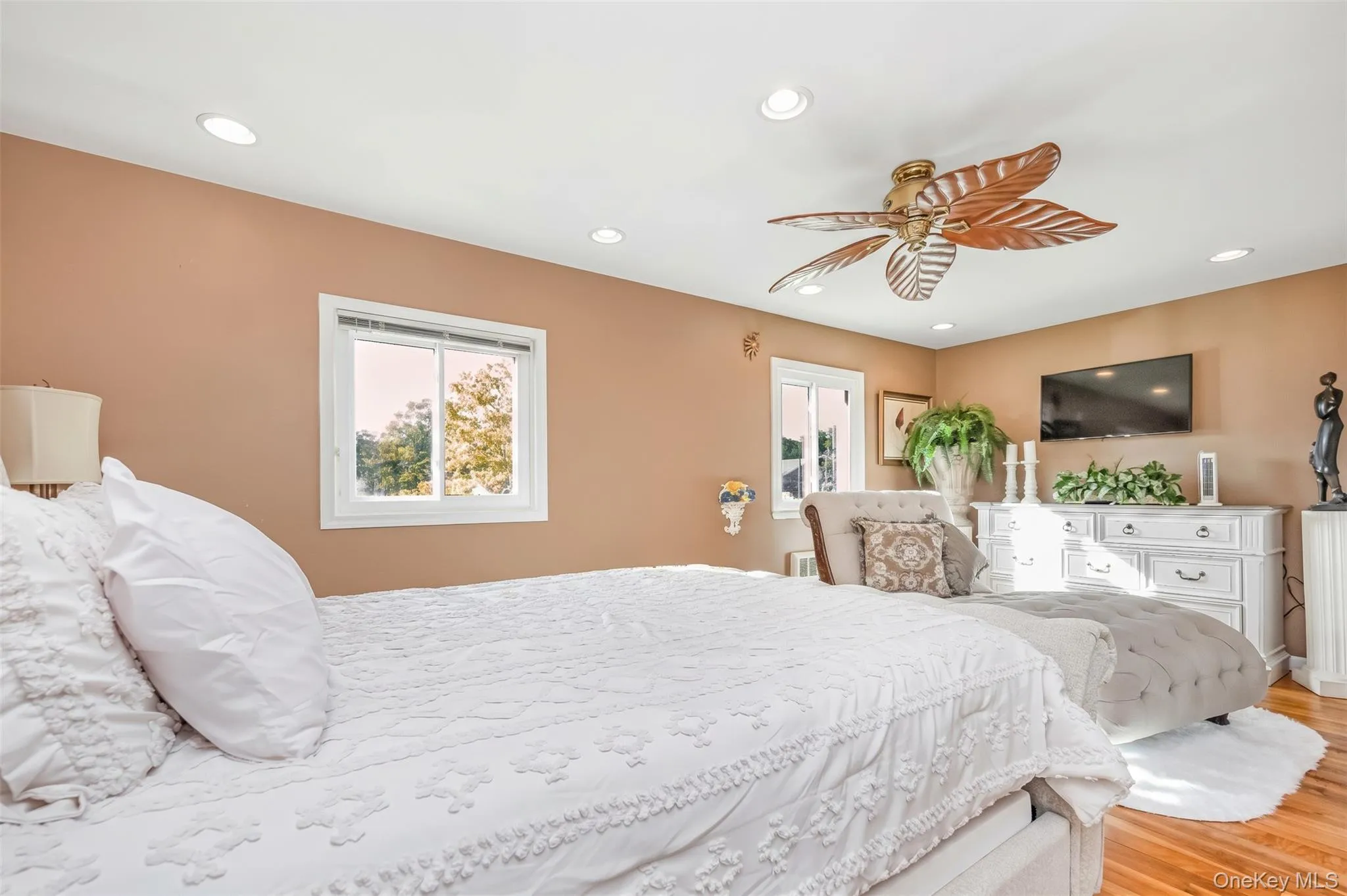 19 Grant Street, Oyster Bay, NY, 3 Bedrooms Bedrooms, 7 Rooms Rooms,1 BathroomBathrooms,Residential,For Rent,Grant,0,1061624 19 Grant Street, Oyster Bay, NY, 3 Bedrooms Bedrooms, 7 Rooms Rooms,1 BathroomBathrooms,Residential,For Rent,Grant,0,1061624