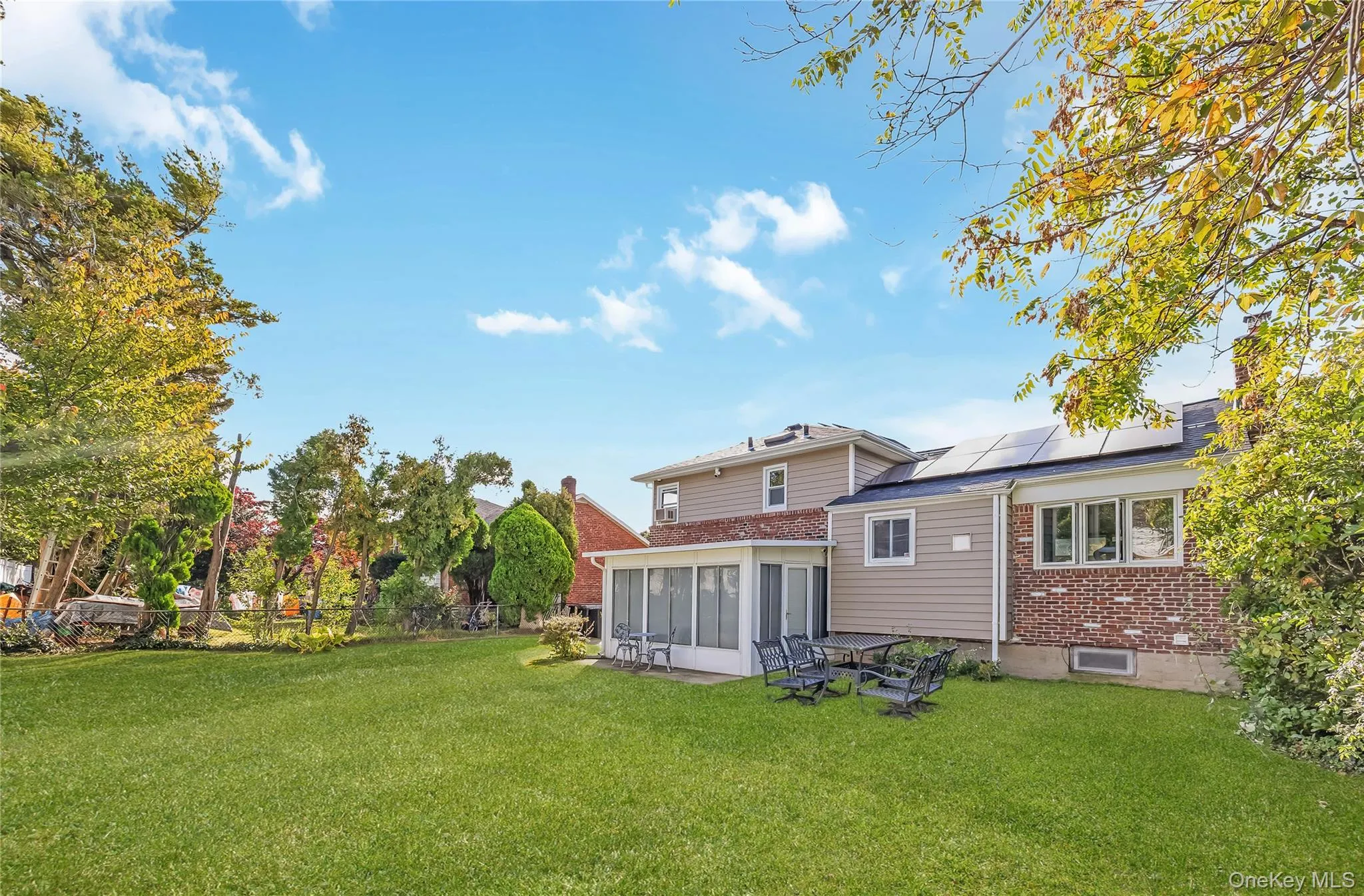 19 Grant Street, Oyster Bay, NY, 3 Bedrooms Bedrooms, 7 Rooms Rooms,1 BathroomBathrooms,Residential,For Rent,Grant,0,1061624 19 Grant Street, Oyster Bay, NY, 3 Bedrooms Bedrooms, 7 Rooms Rooms,1 BathroomBathrooms,Residential,For Rent,Grant,0,1061624