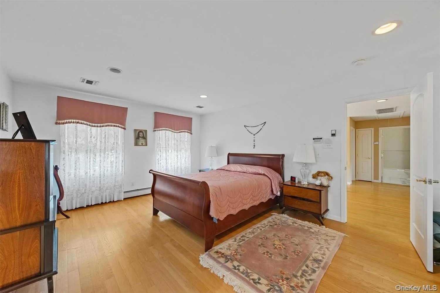 20 Goshen Road, Goshen, NY, 4 Bedrooms Bedrooms, 14 Rooms Rooms,2 BathroomsBathrooms,Residential,For Rent,Goshen,0,1061638 20 Goshen Road, Goshen, NY, 4 Bedrooms Bedrooms, 14 Rooms Rooms,2 BathroomsBathrooms,Residential,For Rent,Goshen,0,1061638